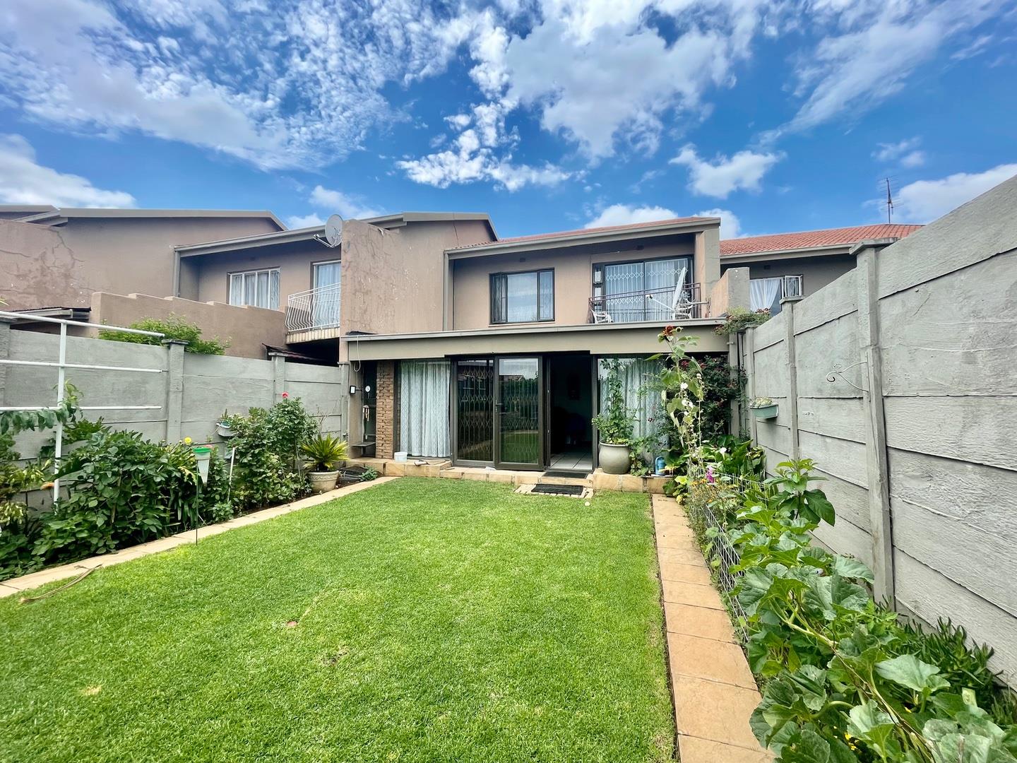 Arcon Park Property Property and houses for sale in Arcon Park