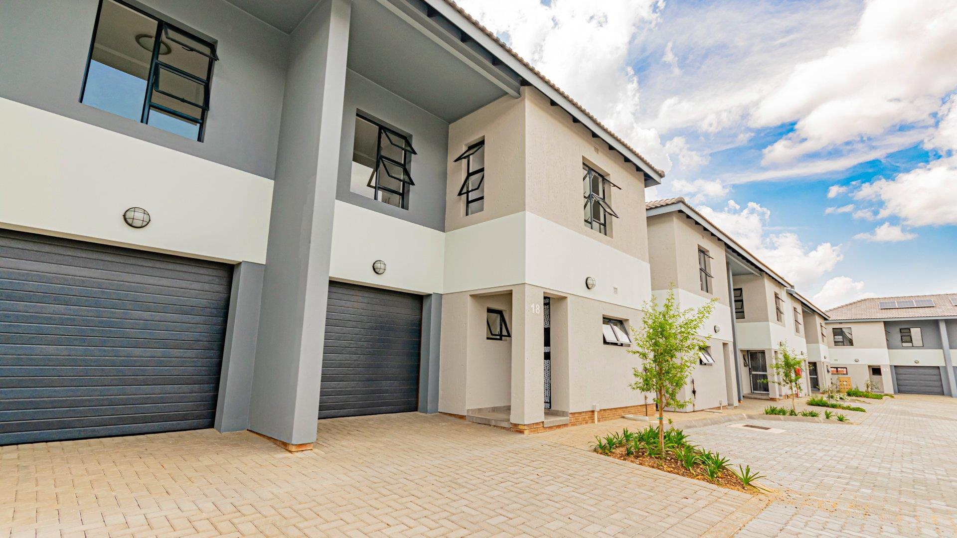 Thatchfield Estate Property Property and houses for sale in