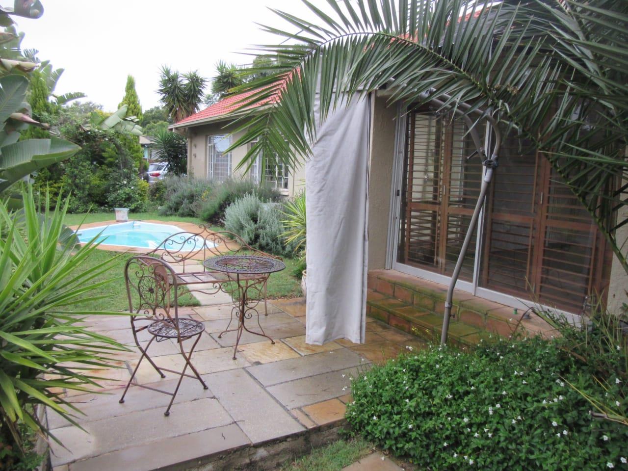 1 Bedroom House to rent in Johannesburg North 206 Pritchard St P24