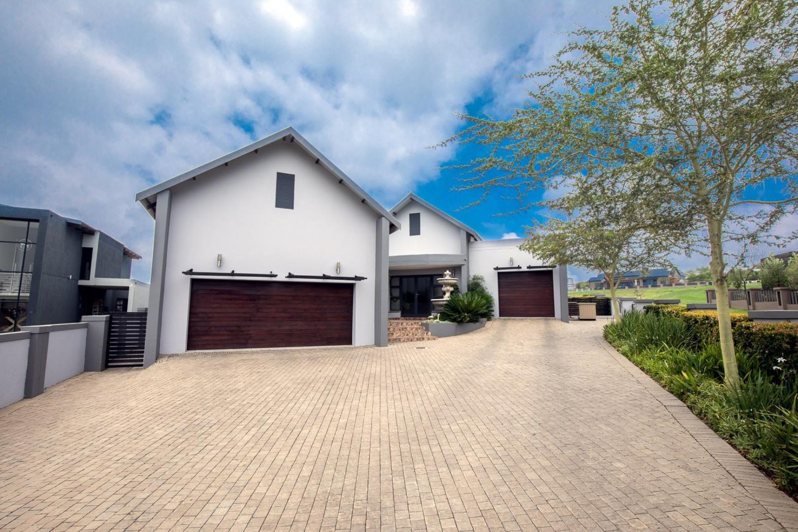 4 Bedroom House for sale in Copperleaf Estate 6682 St Andrews Street P24112277774