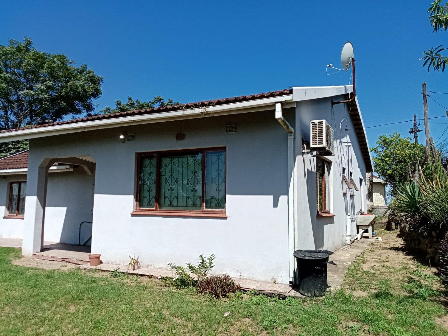 3 Bedroom House for sale in KwaDabeka D P24112227207