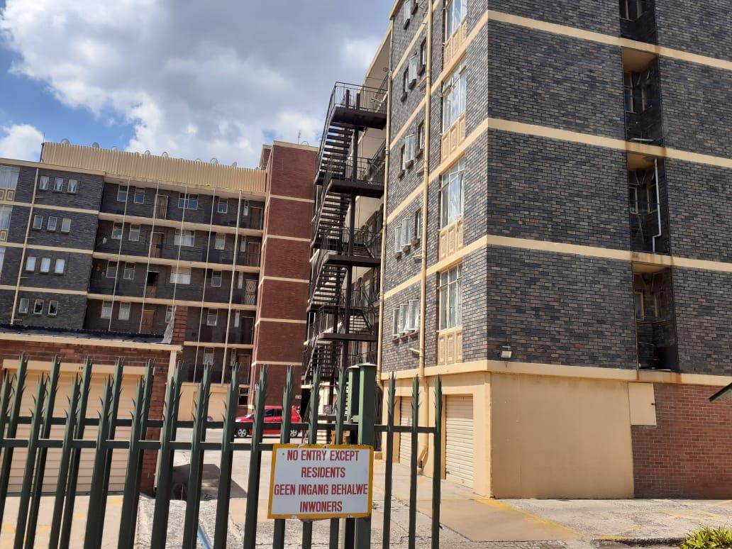 2 Bedroom Apartment / flat for sale in Witbank Ext 5 P24112375909