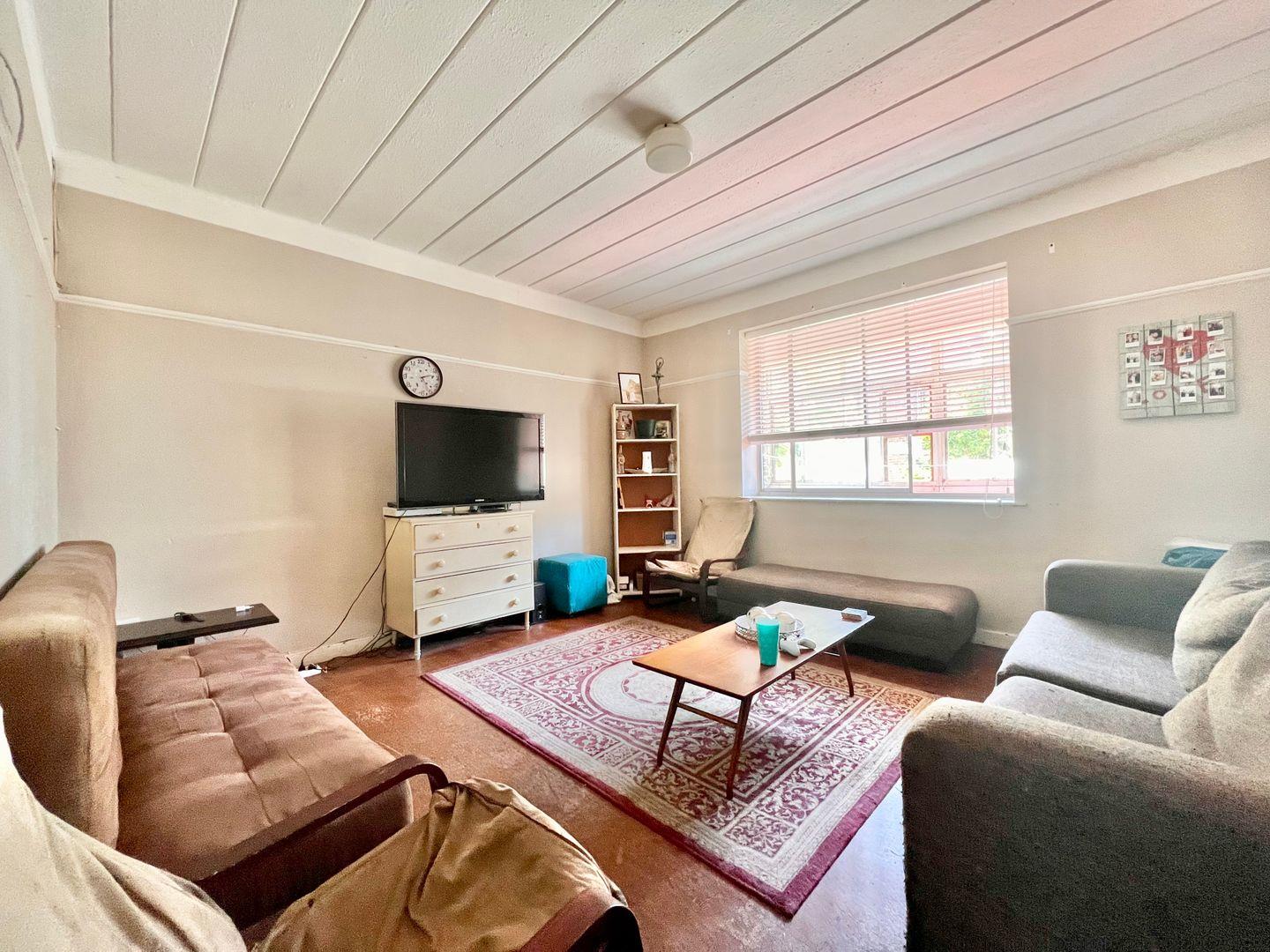 Apartments / flats for sale in Milnerton Milnerton Property