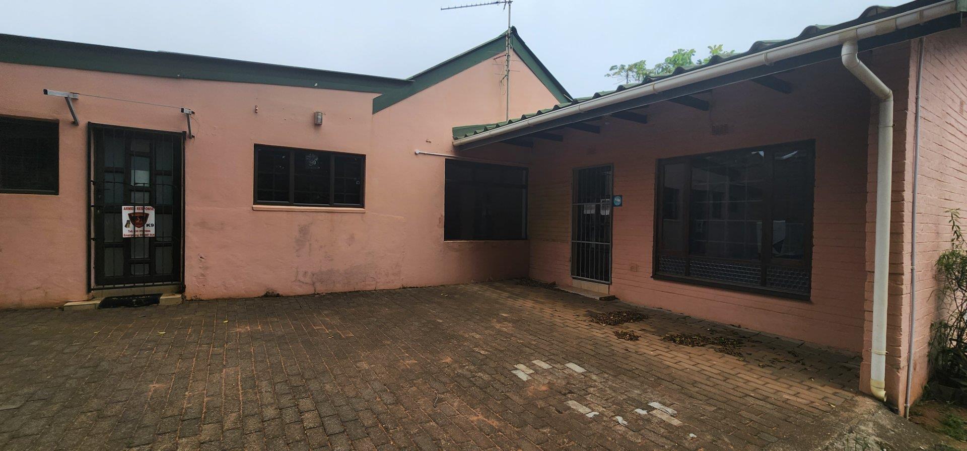 Commercial property for sale in Scottburgh Central P24112296560