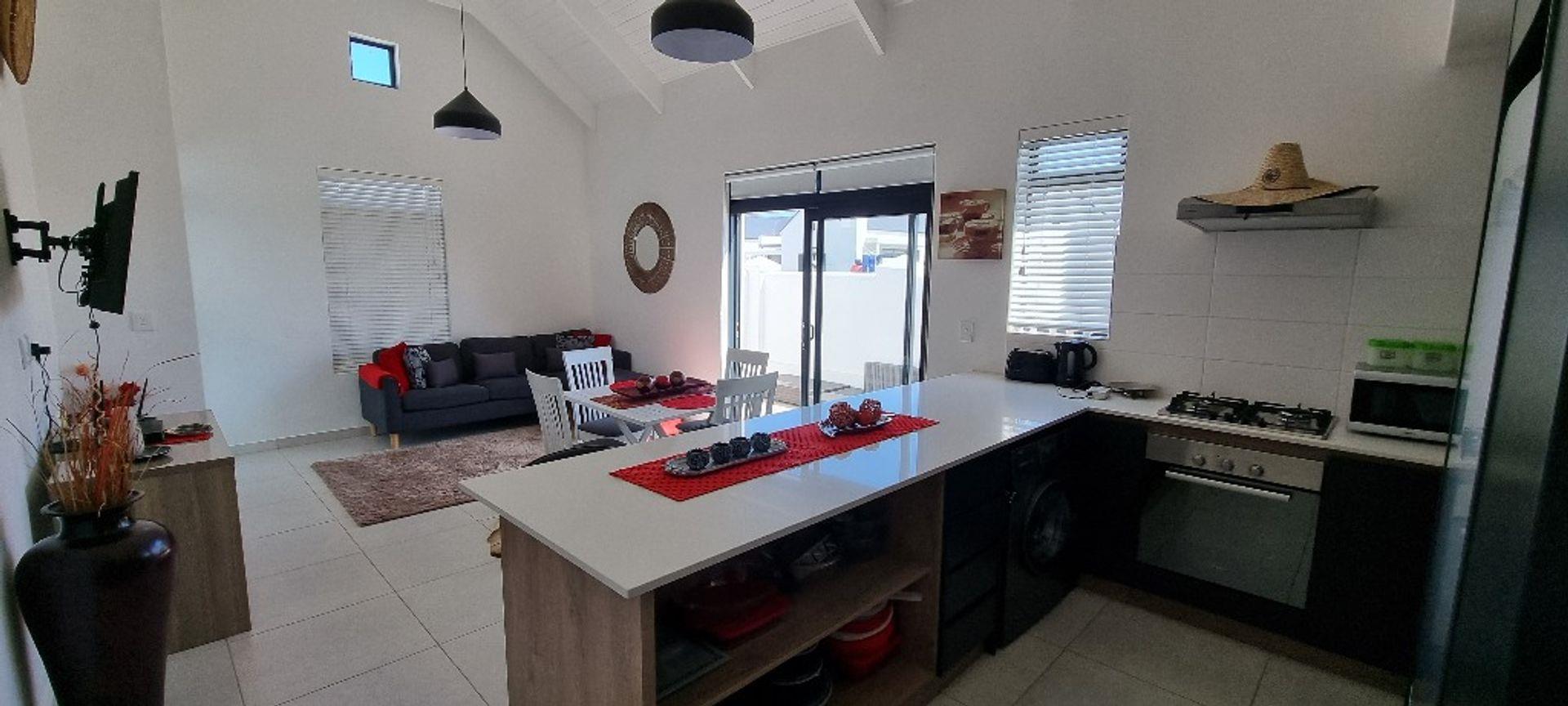 Laguna Property Property and houses to rent in Laguna