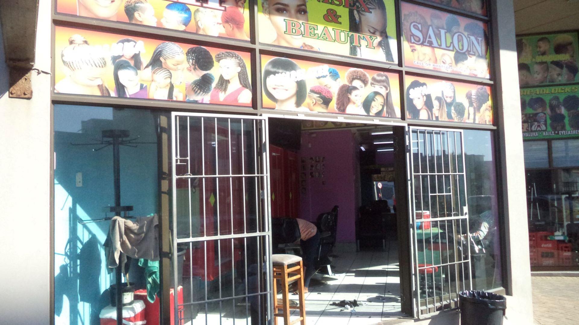 Commercial property for sale in Margate 2 Hall Road P24112299022