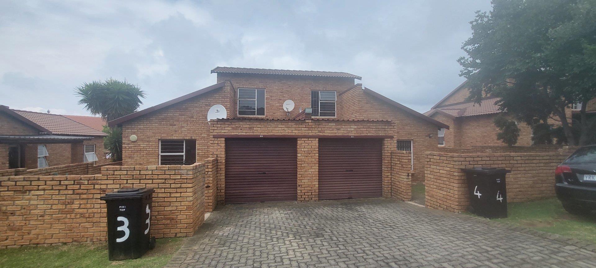 Honeypark Property Property and houses for sale in Honeypark