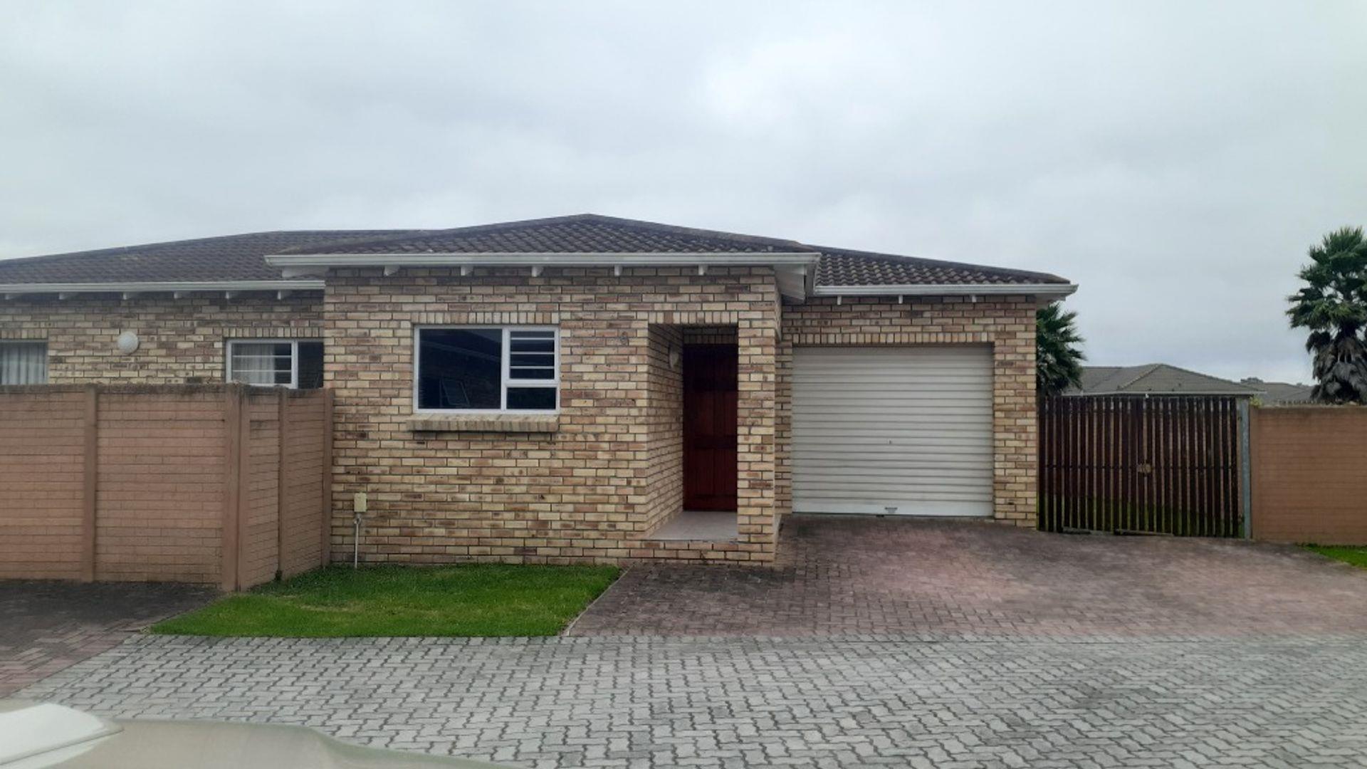Sherwood, Port Elizabeth Property Townhouses for sale in Sherwood