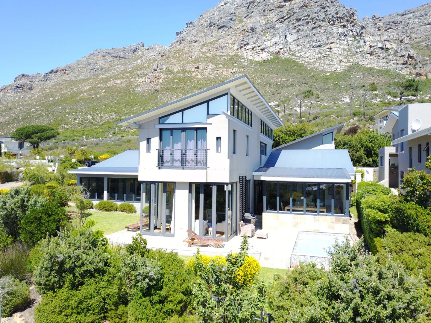 6 Bedroom House for sale in Stonehurst Mountain Estate P24105188280