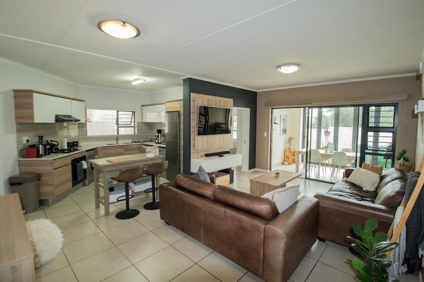 Thornhill Estate Property Property and houses for sale in Thornhill