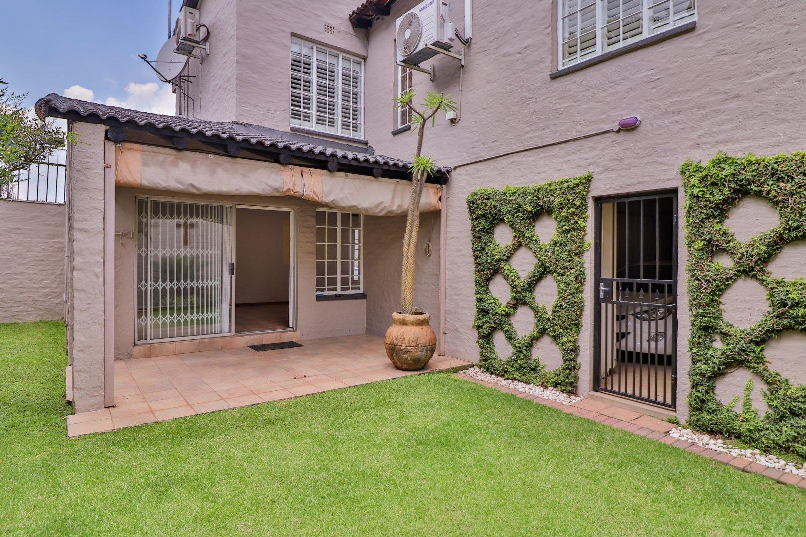 Bryanston Property Townhouses for sale in Bryanston