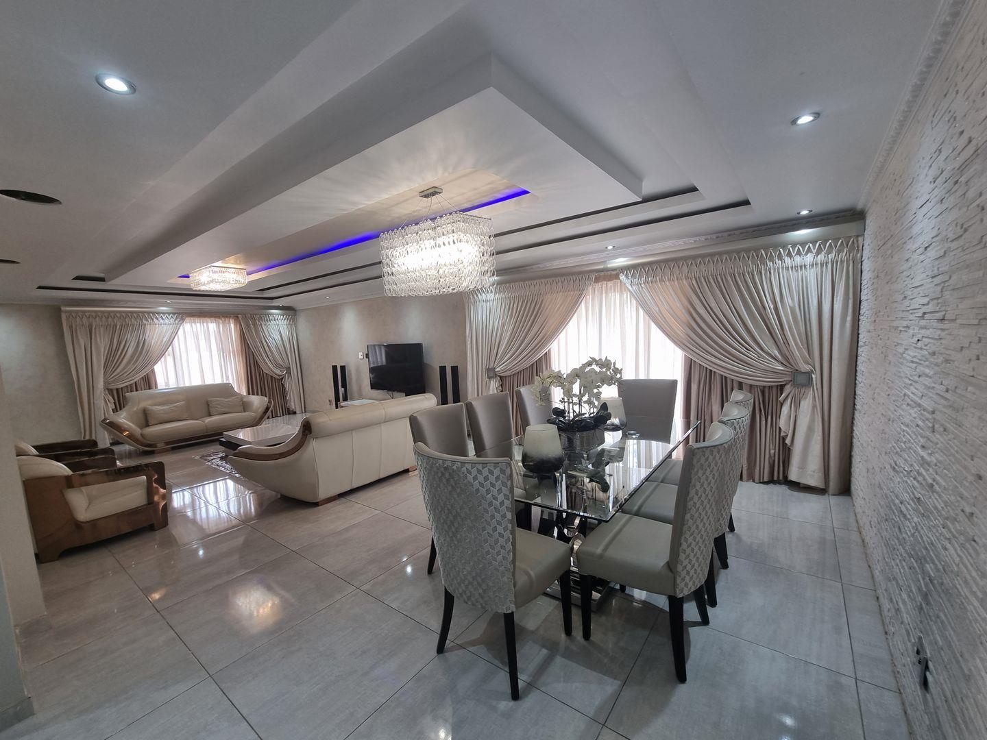 5 Bedroom House for sale in Eagles Crest 24 Eagles Crest Boulevard