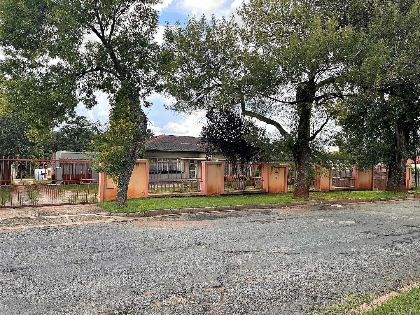 Florida, Roodepoort Property Property and houses for sale in Florida