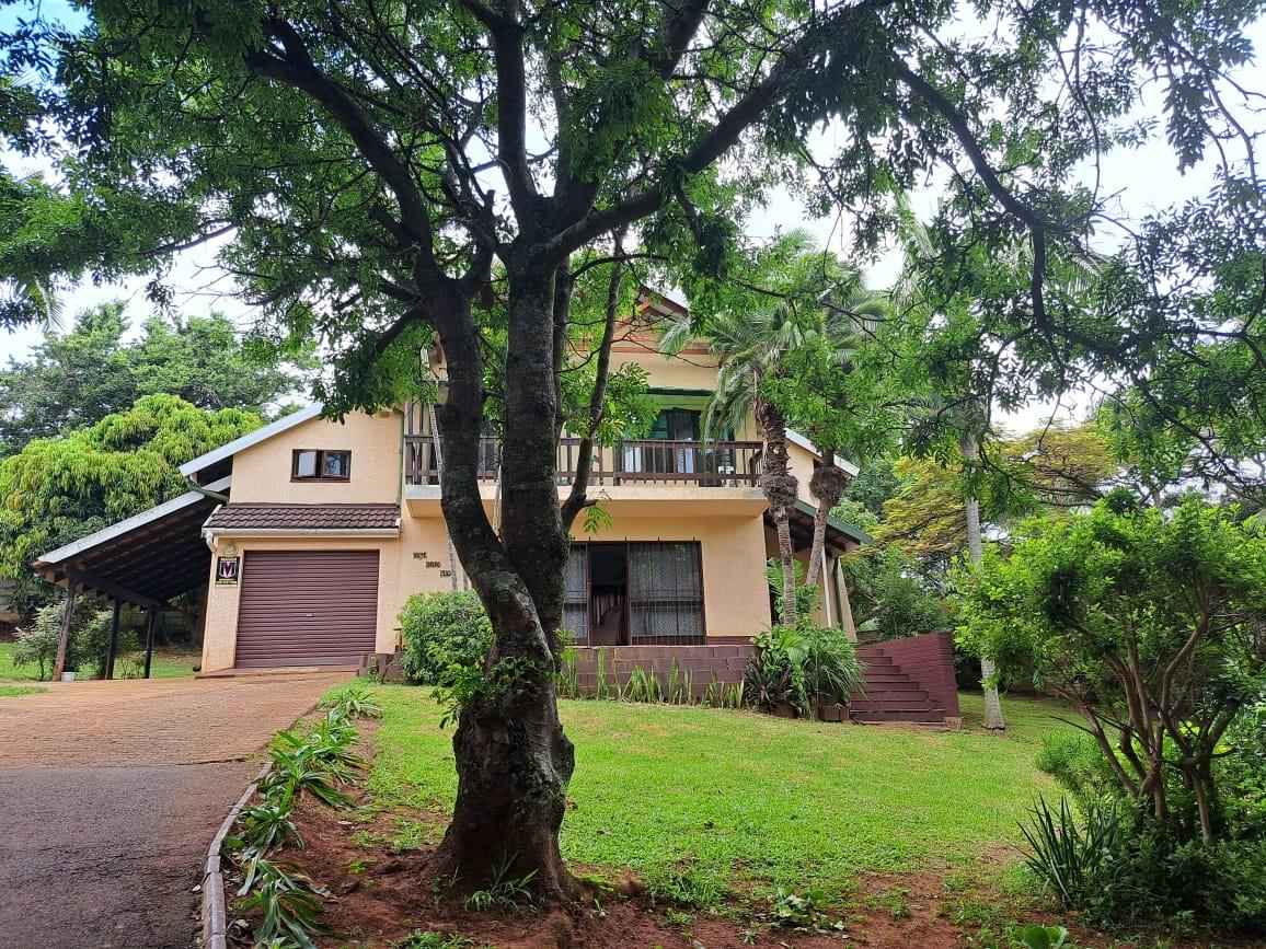 3 Bedroom House for sale in Uvongo P24112327794