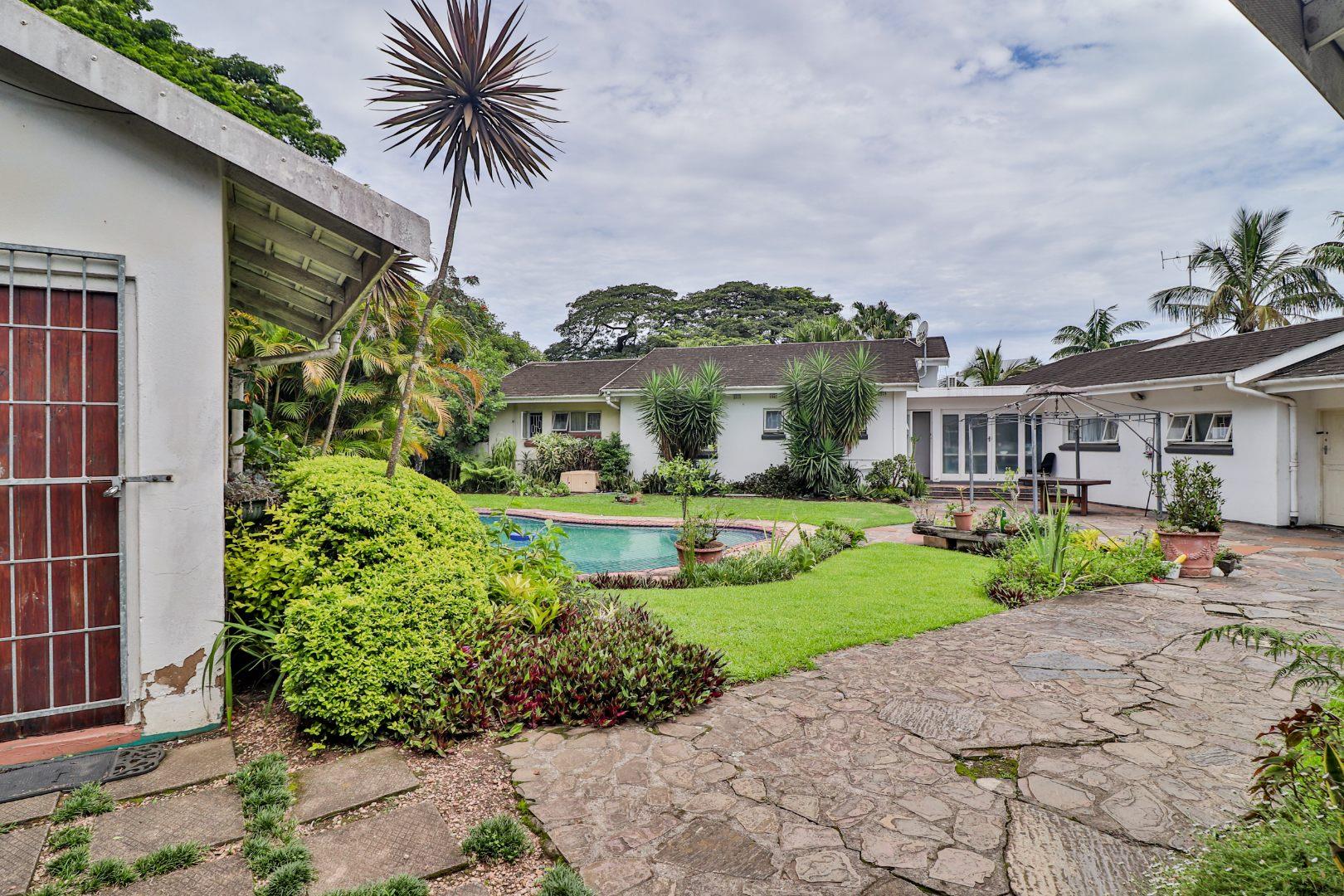 Commercial property for sale in Manors P24112328153