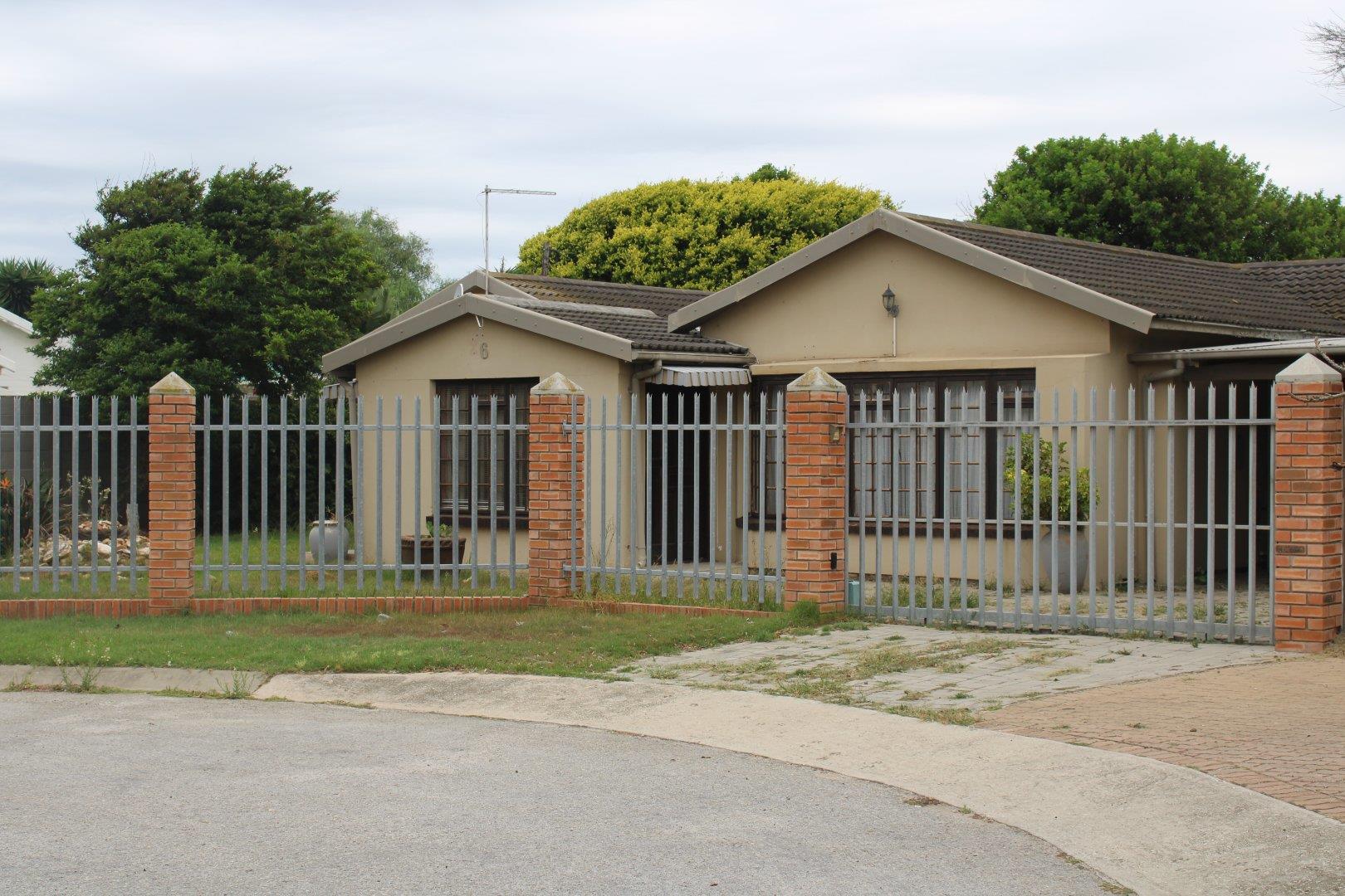 3 Bedroom House for sale in Bluewater Bay P24112328376