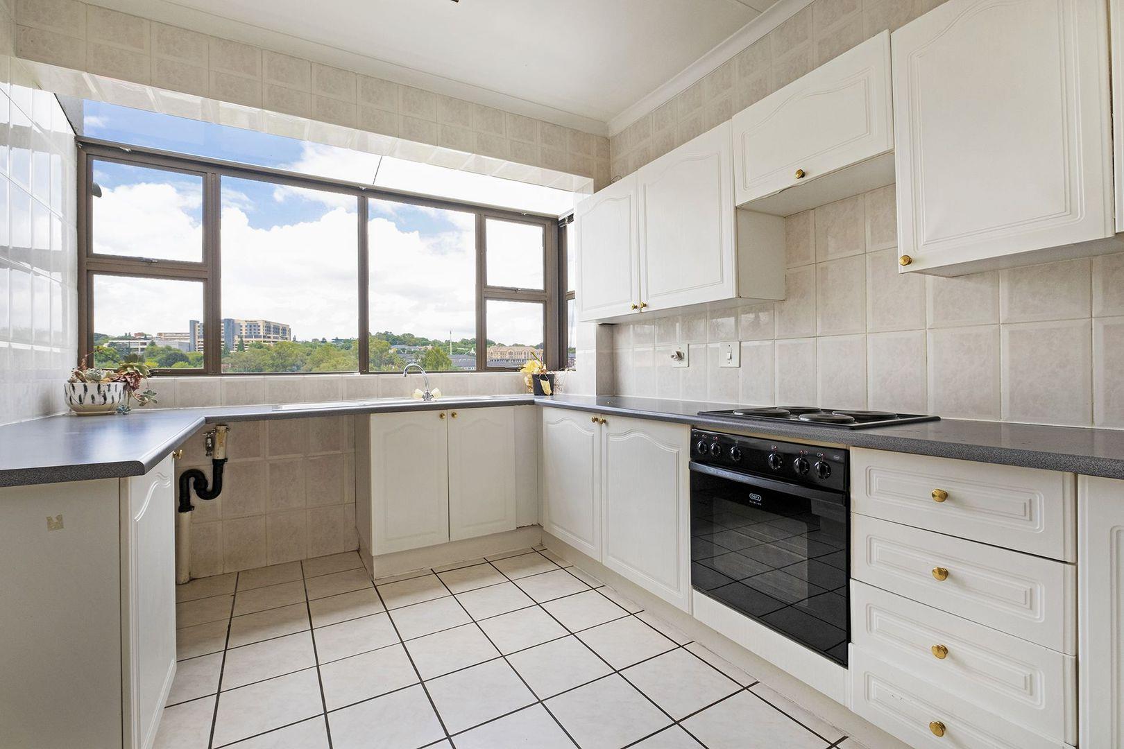 Hyde Park, Sandton Property Apartments / flats for sale in Hyde Park