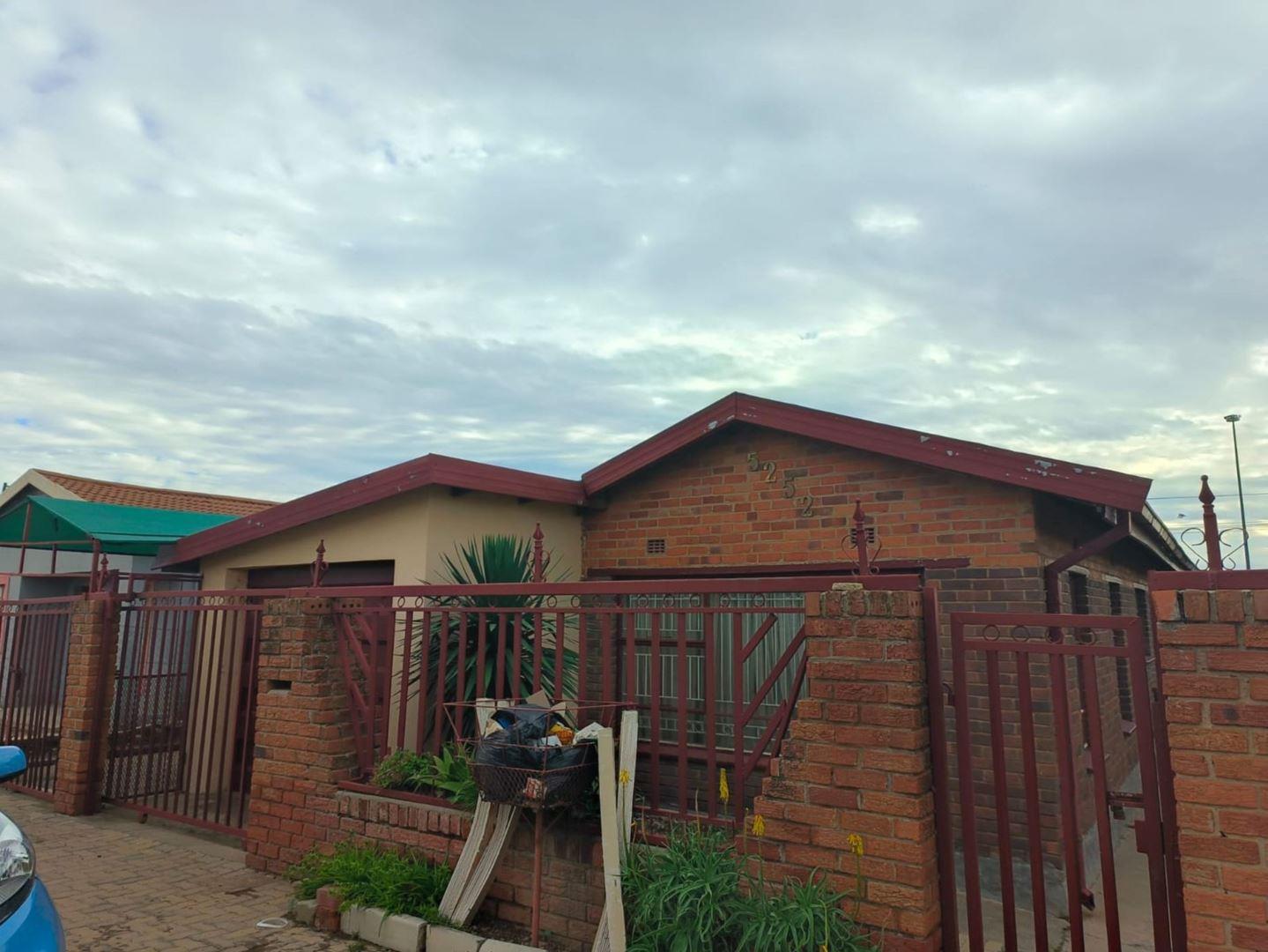 Rocklands, Bloemfontein Property Property and houses to rent in