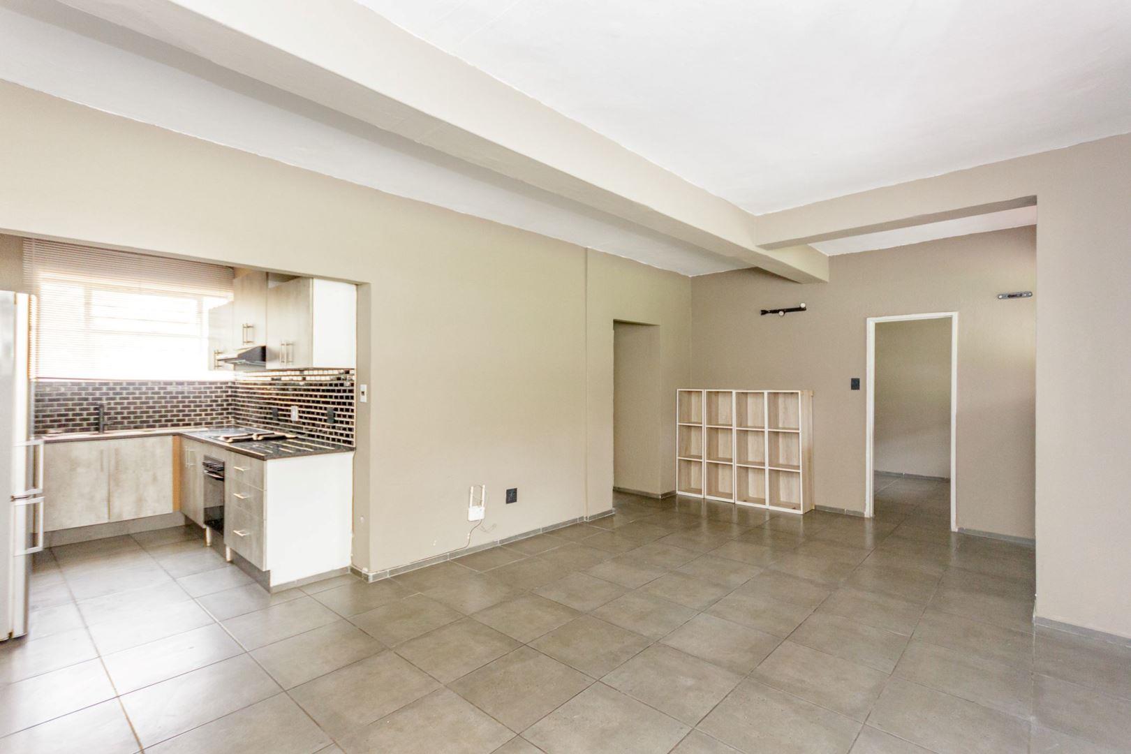 2 Bedroom Townhouse for sale in Albertville 69 Johannes Road P24