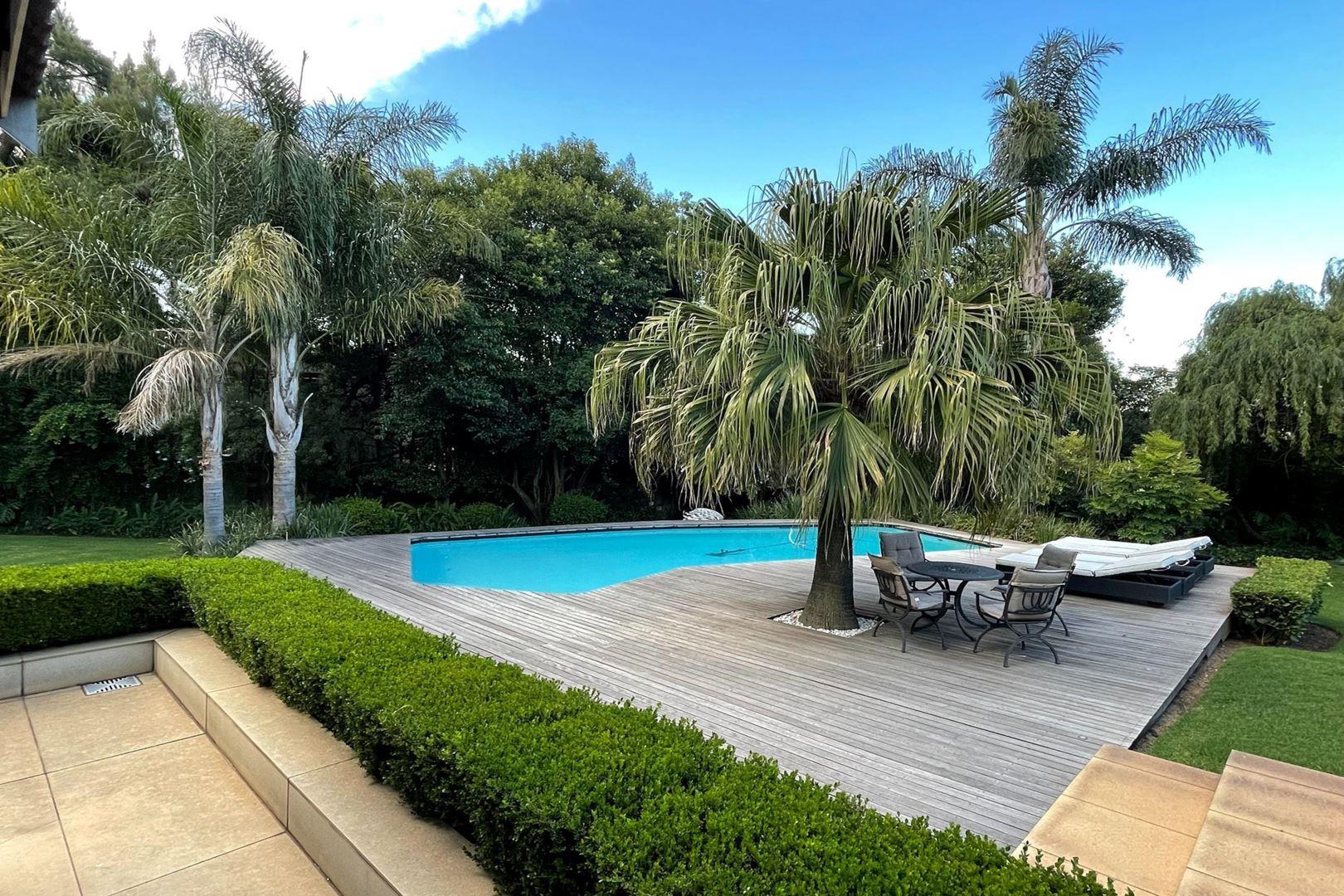 5 Bedroom House for sale in Sandown P24112339954