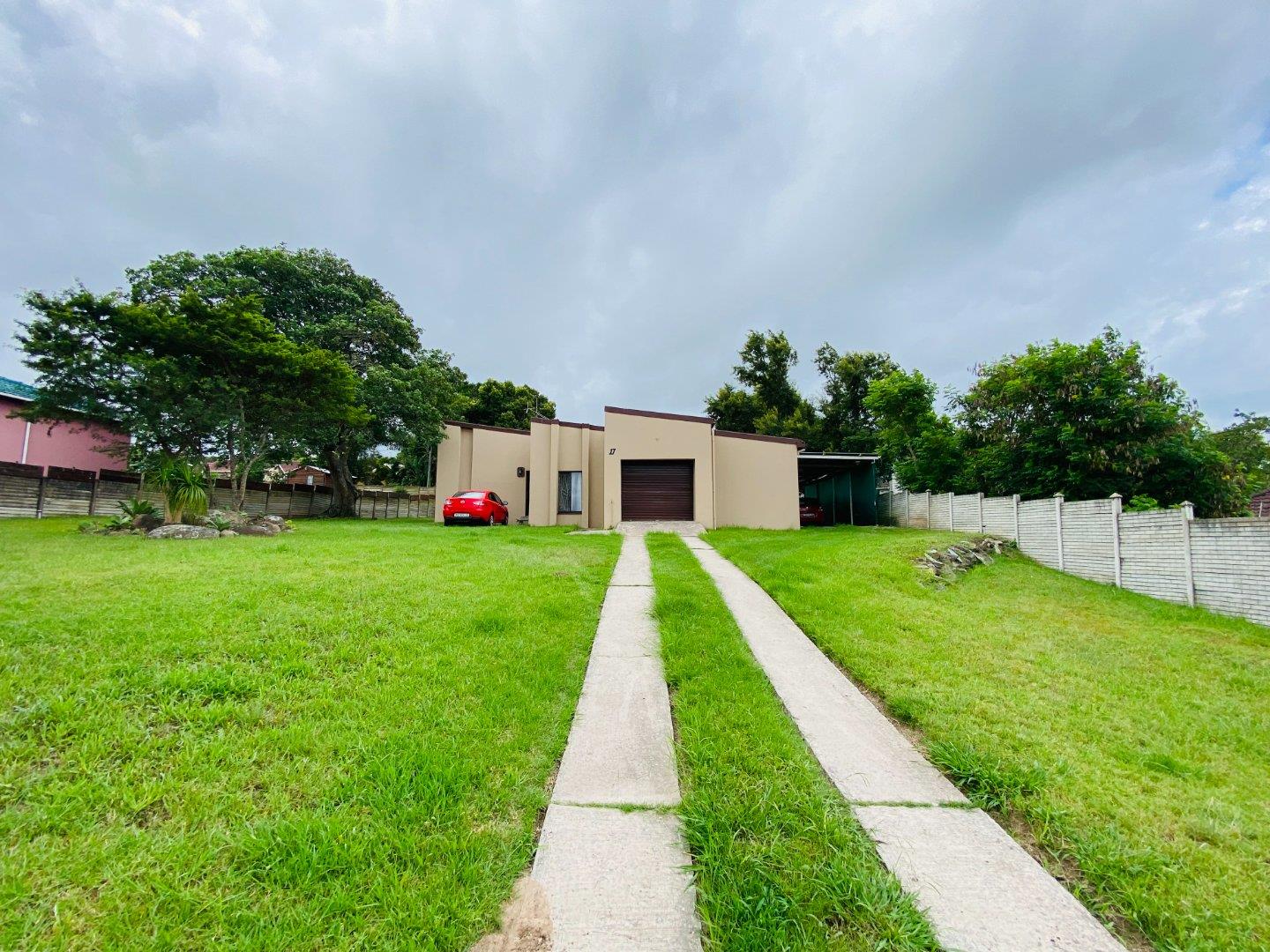 3 Bedroom House for sale in King Williams Town Ext 24 P24112341386