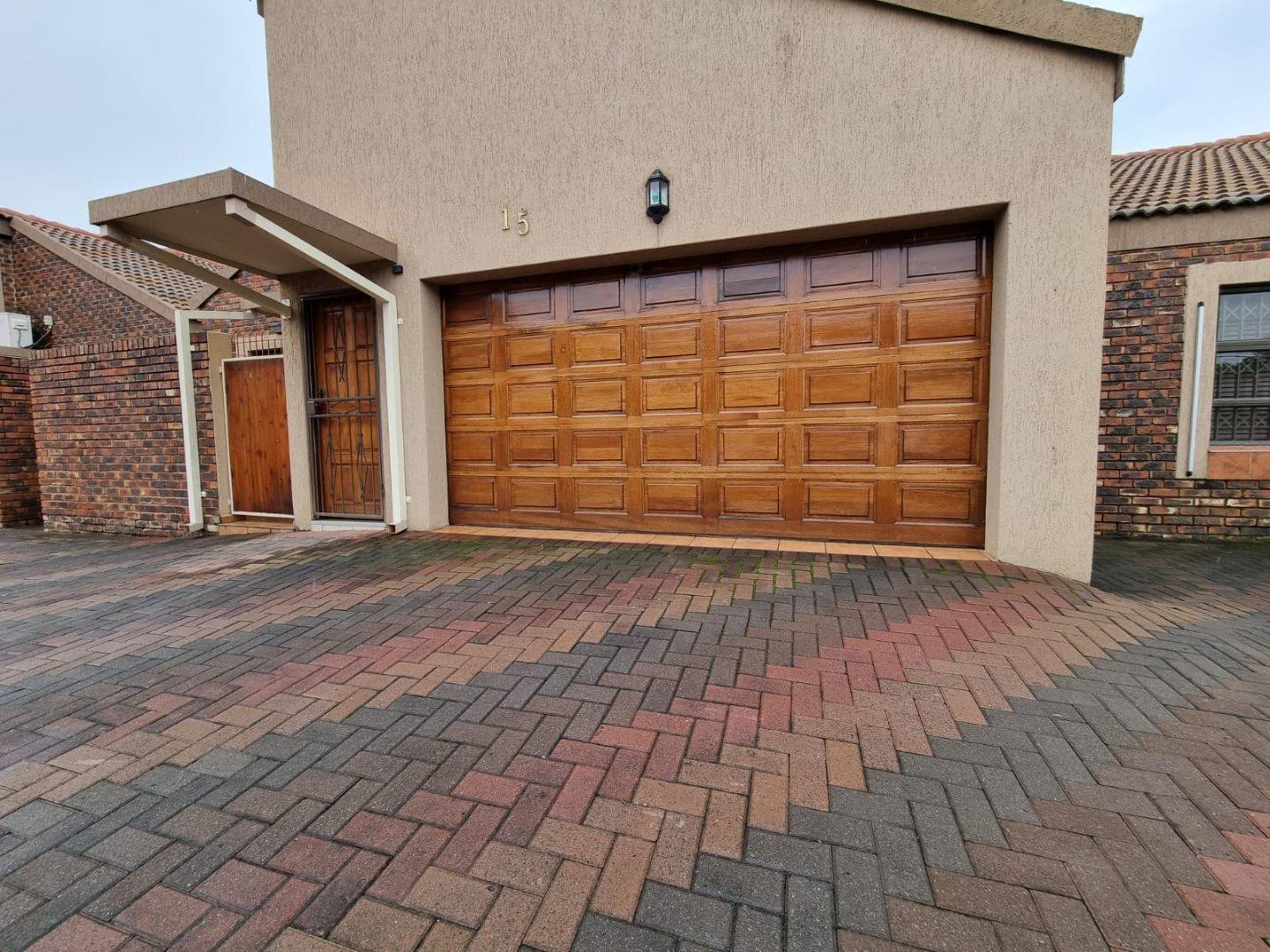 Three Rivers Property Property and houses for sale in Three Rivers Page 18