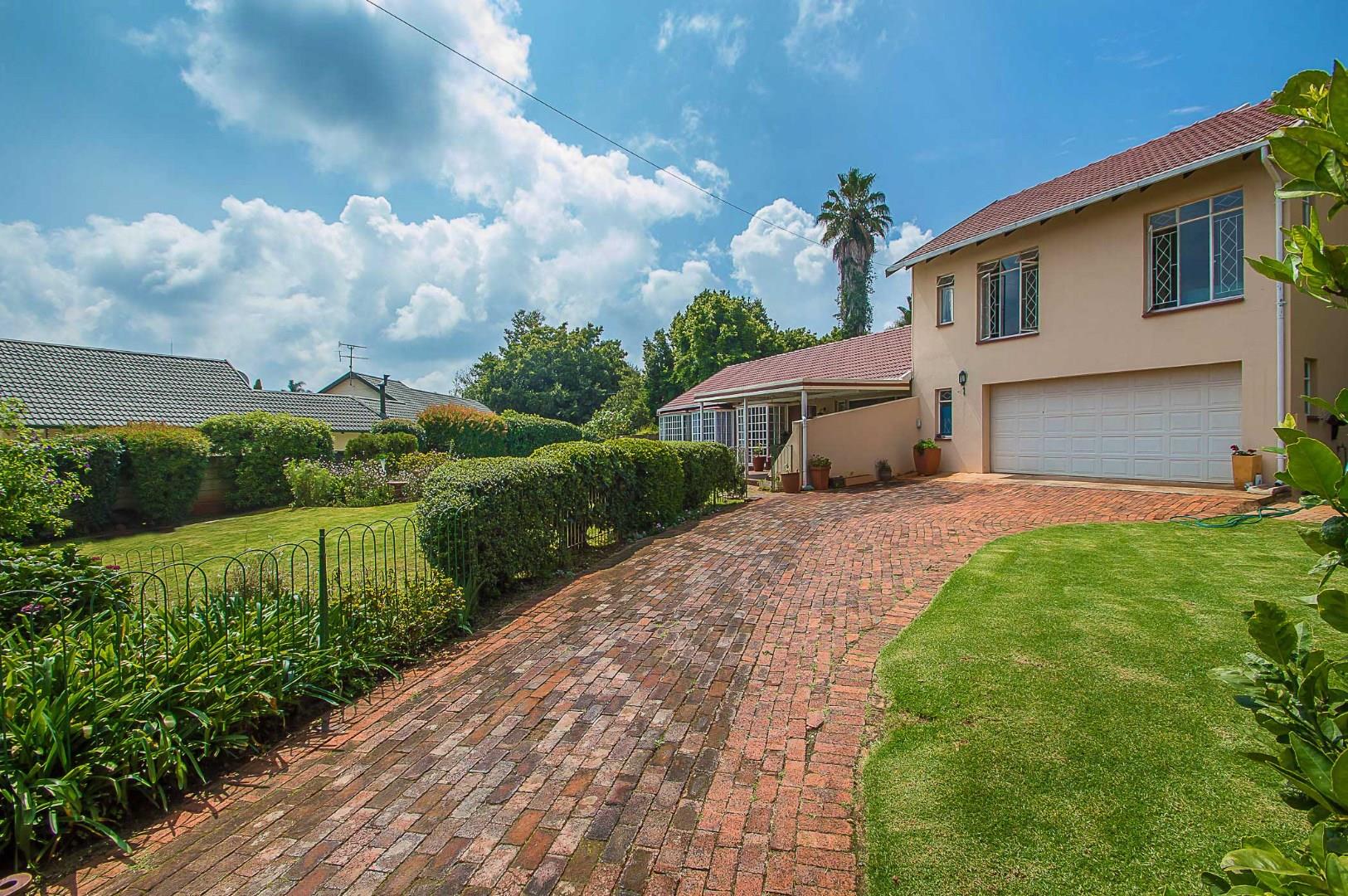 Weltevreden Park Property Property and houses for sale in Weltevreden