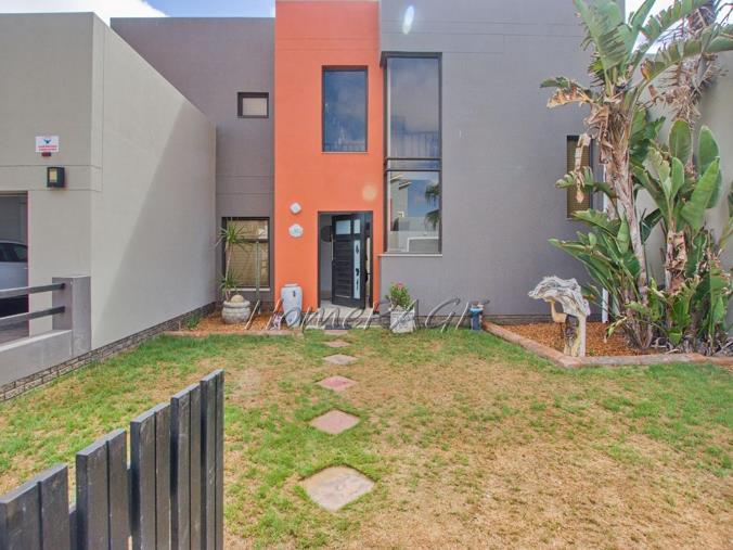 4 Bedroom House for Sale in Fairways