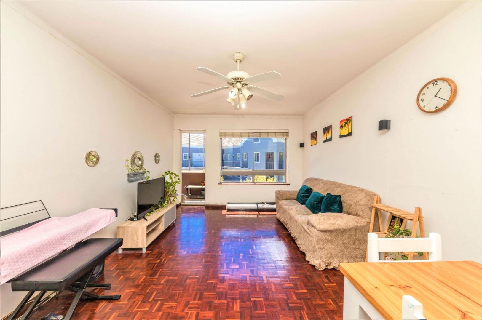 2 Bedroom Apartment / flat for sale in Kenilworth Upper 5 Lisanore