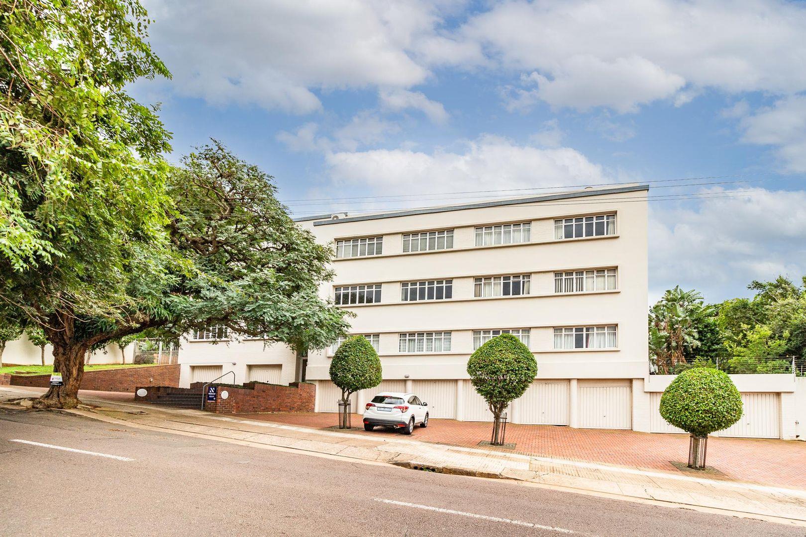 Essenwood Property Apartments / flats for sale in Essenwood