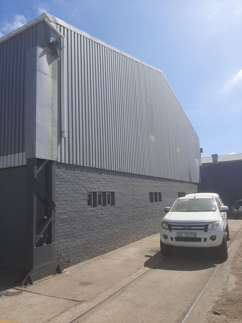 Industrial property to rent in Elsies River Industrial P24112359013