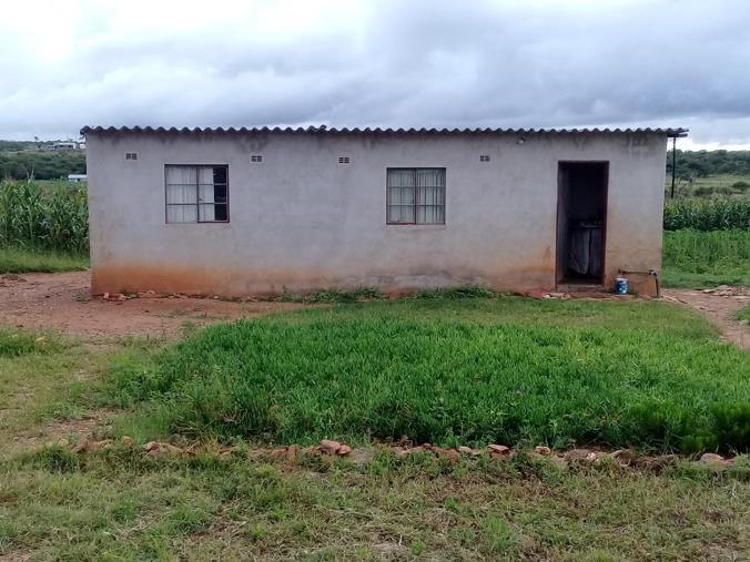 1 Bedroom House for Sale in Umguza Estate