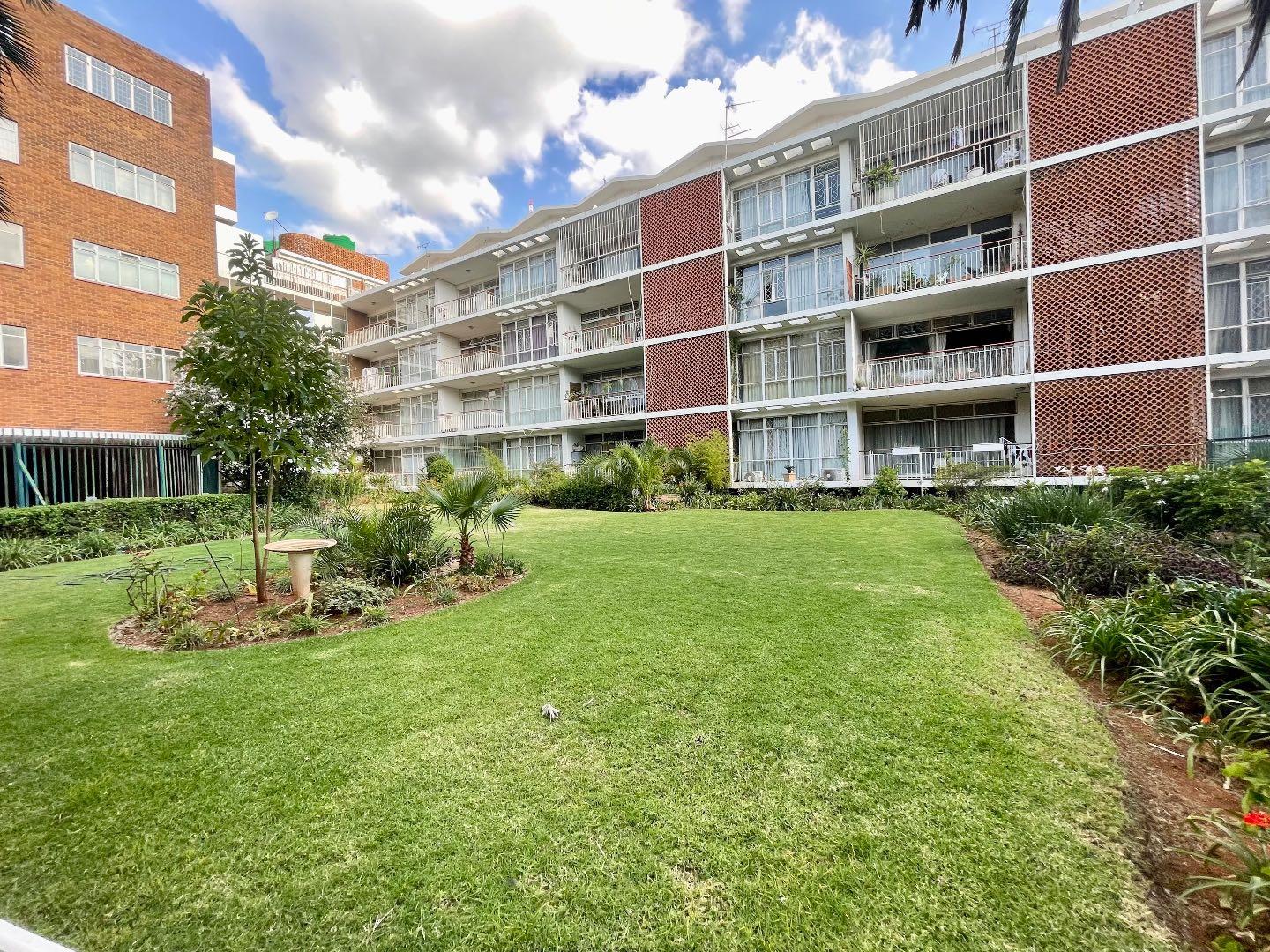 Parktown, Johannesburg Property Apartments / flats for sale in