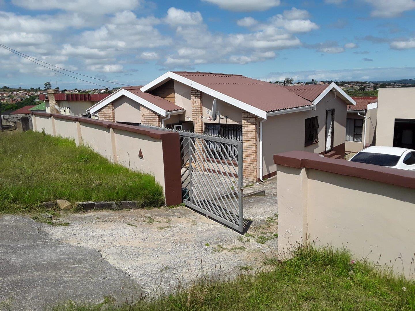 5 Bedroom House for sale in Mdantsane Nu 13 P24112378982