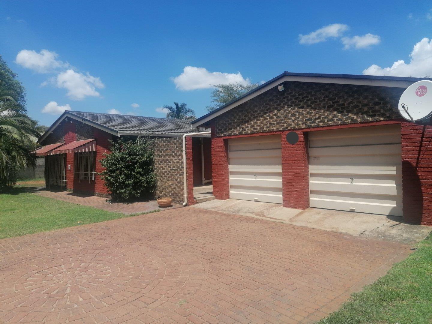 Witbank Ext 10 Property Property and houses for sale in Witbank Ext 10 Page 5