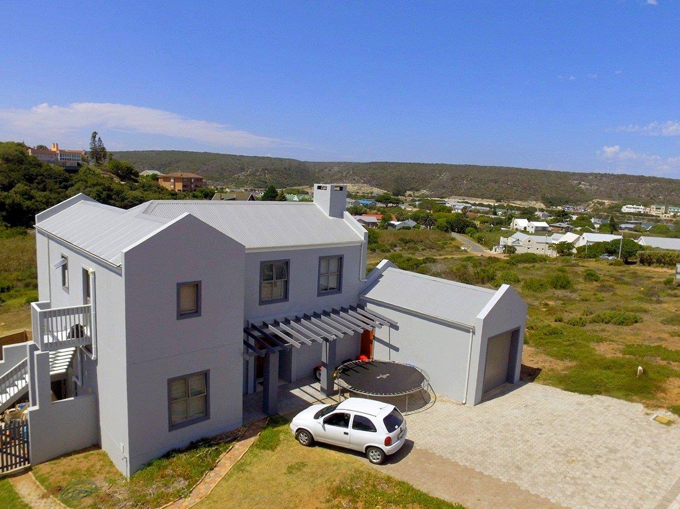 4 Bedroom House for sale in Stilbaai Wes Paradyskloof 51 P24112362004