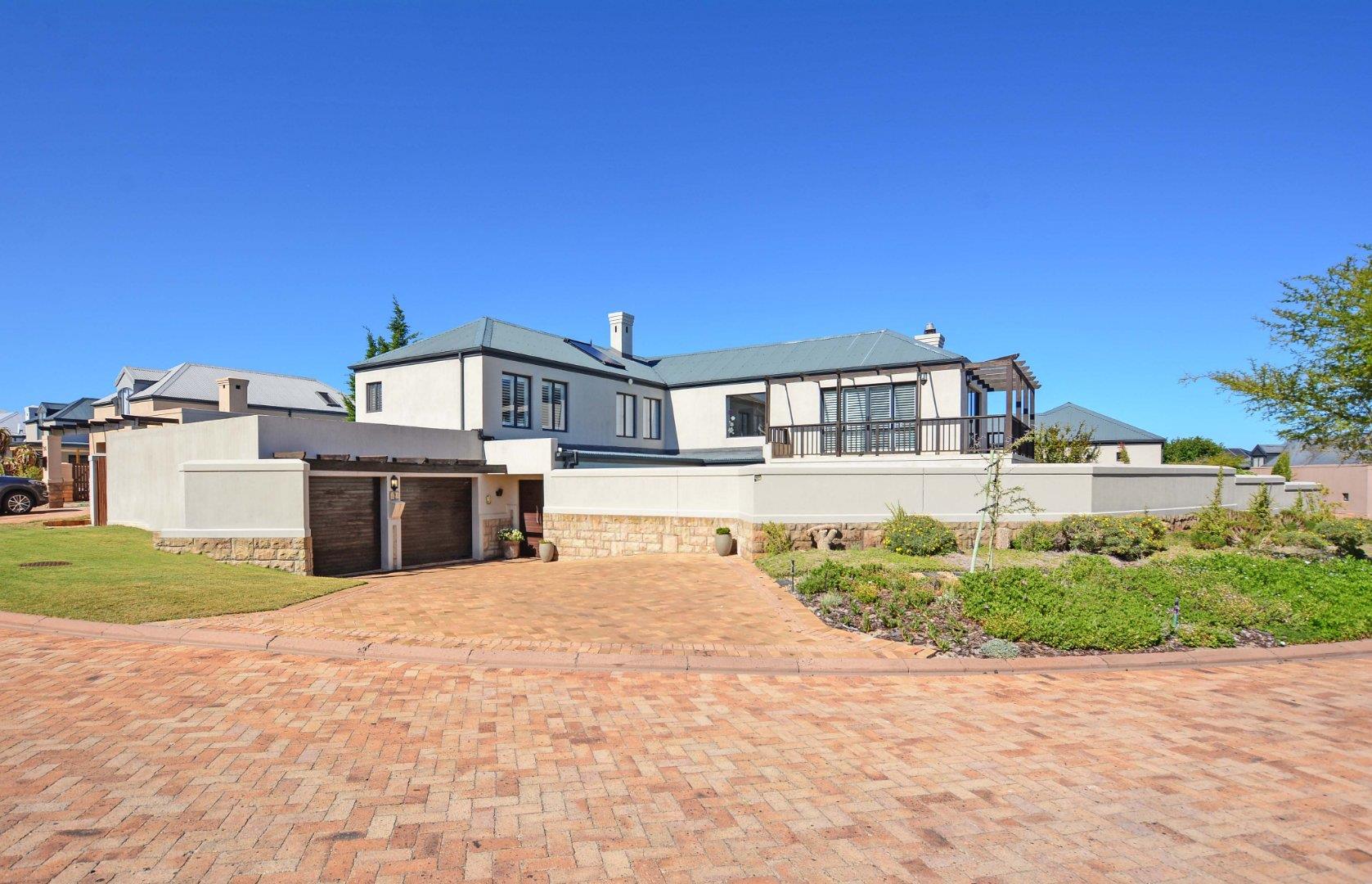 5 Bedroom House for sale in Atlantic Beach Golf Estate P24112381030