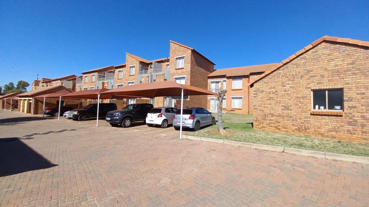 1 Bedroom Apartment / flat for sale in The Orchards P24113376492