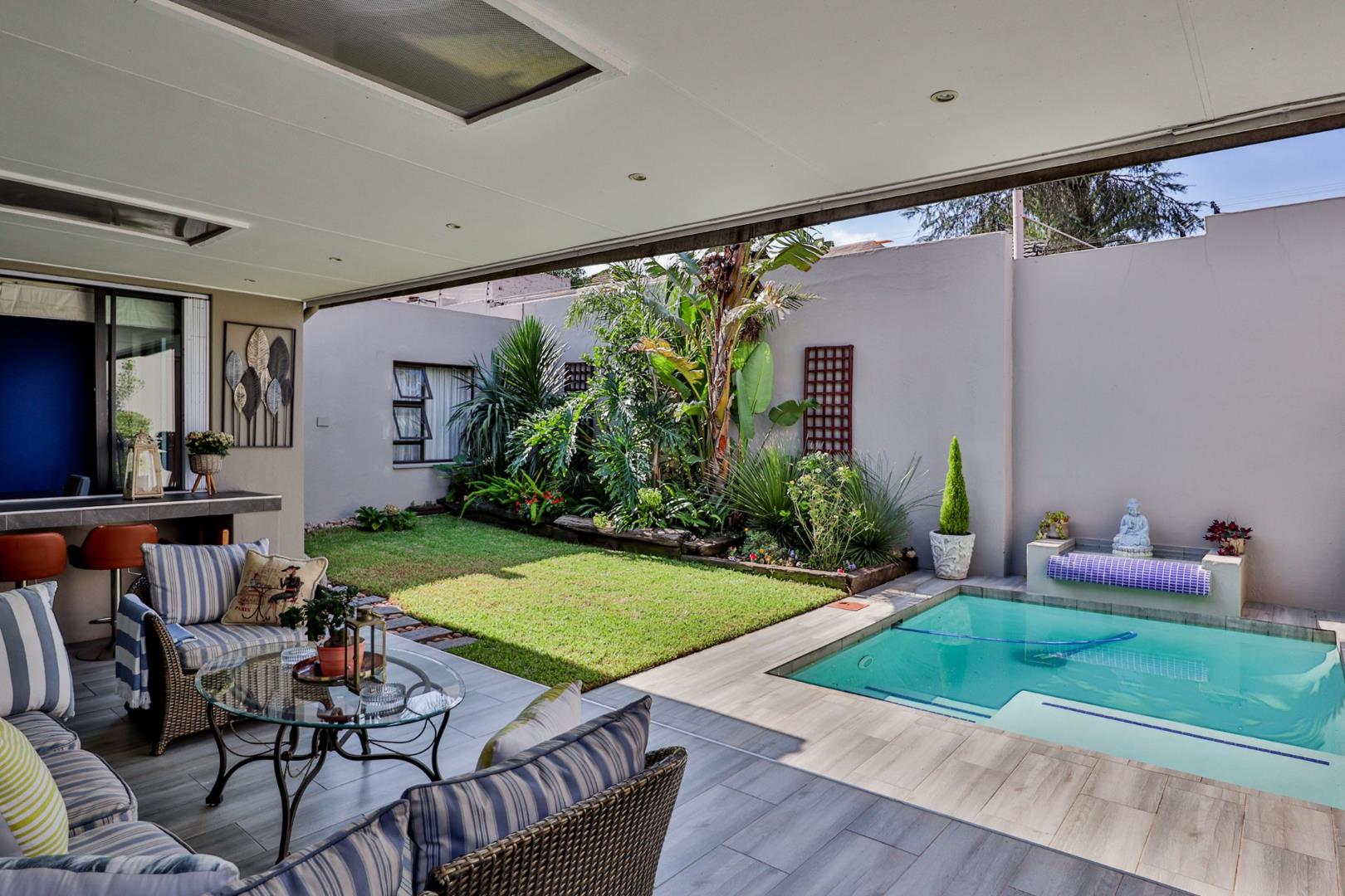 3 Bedroom House for sale in Orange Grove P24112124431