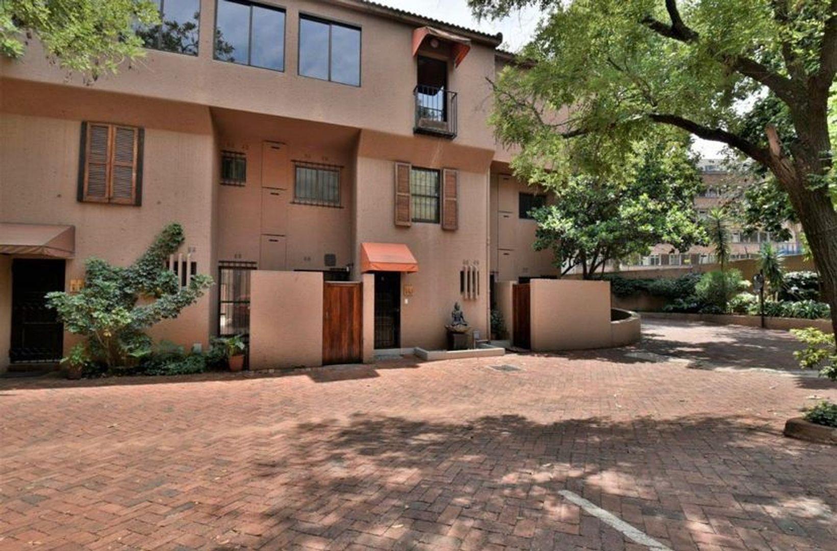 Parktown, Johannesburg Property Townhouses to rent in Parktown