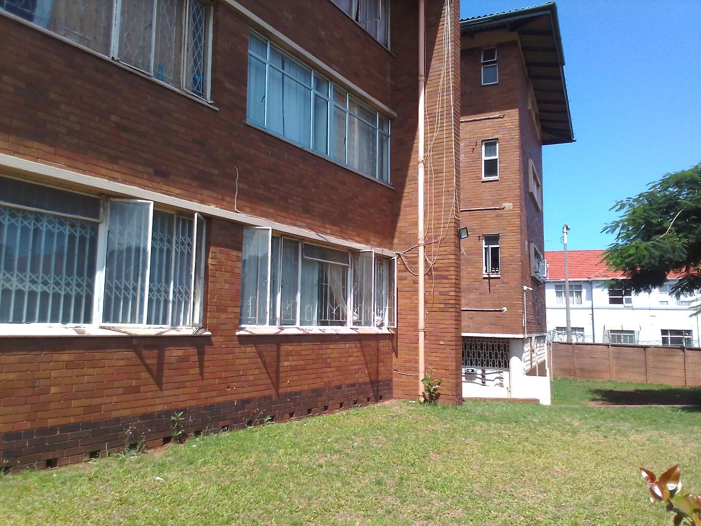 2 Bedroom Apartment / flat for sale in Bulwer 6 Kemden Court, 275 Che
