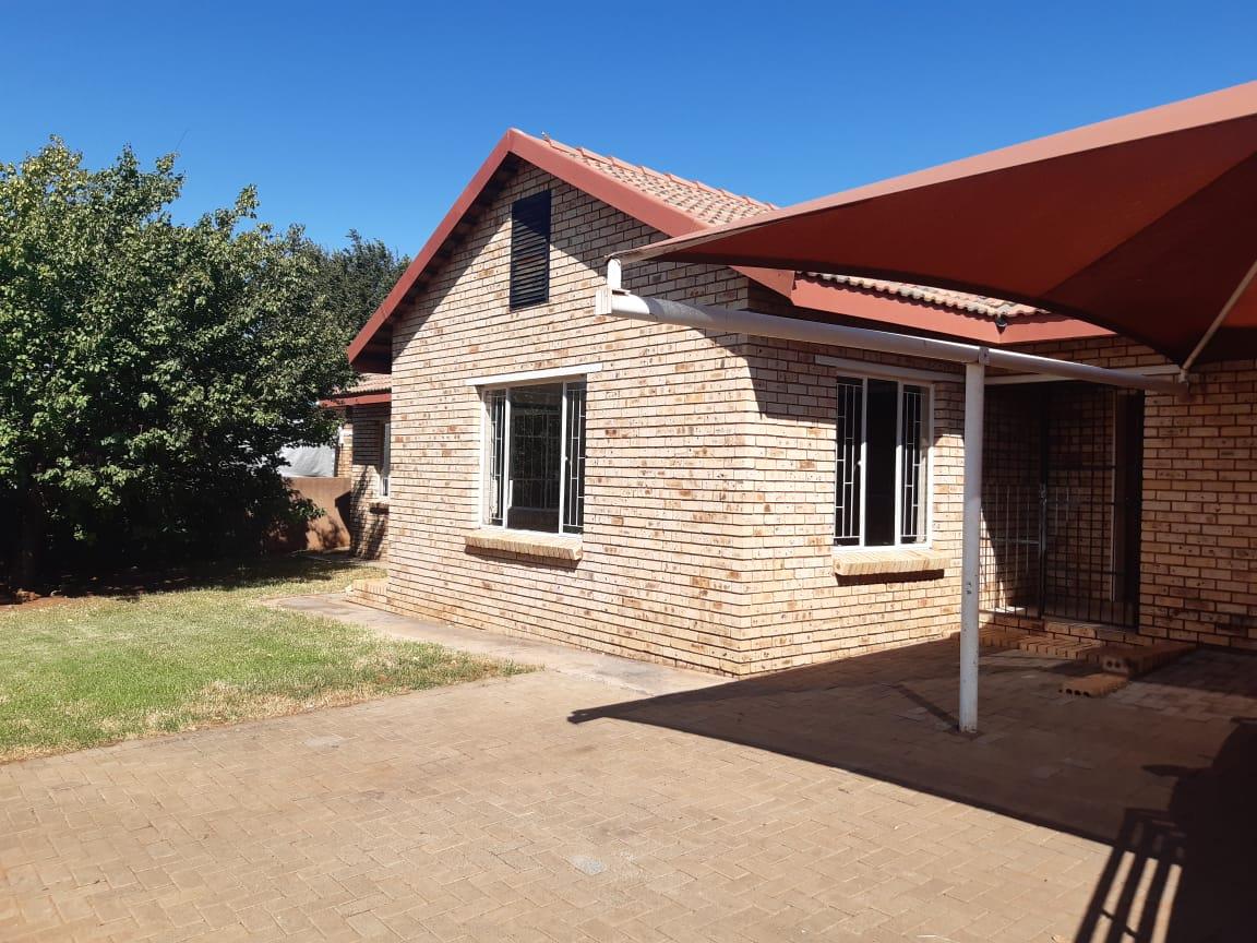 Houses for sale in Kuruman Kuruman Property Page 4