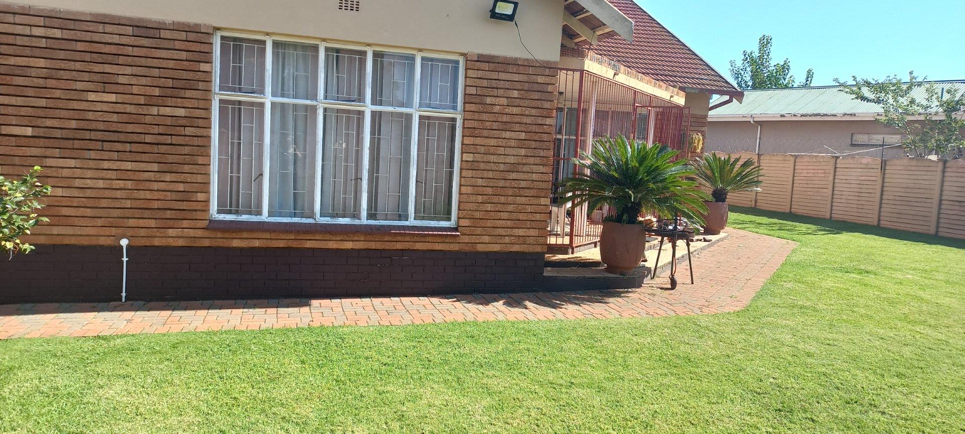 Property and houses for sale in Carletonville Carletonville Property Page 15
