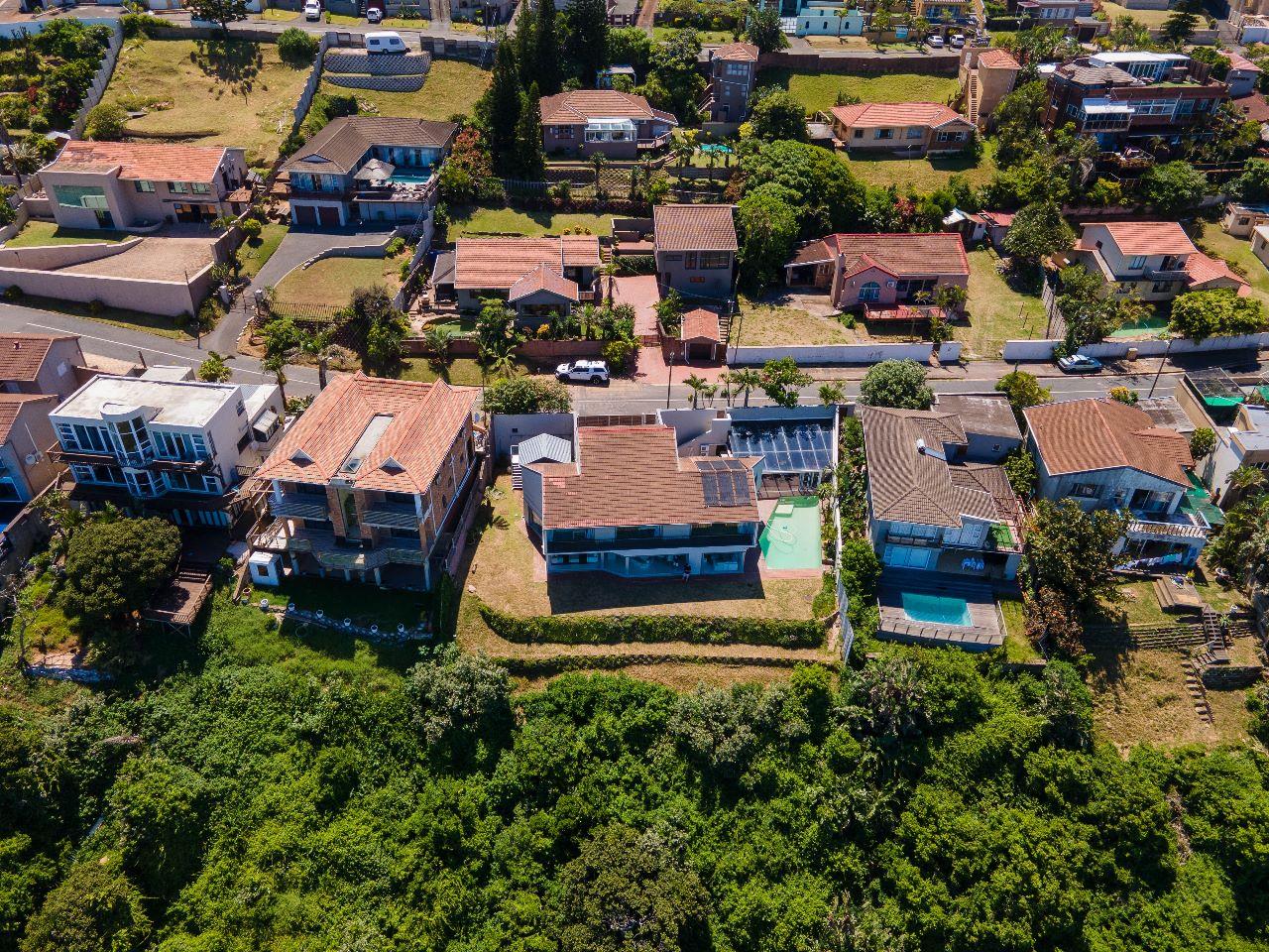 4 Bedroom House for sale in Ocean View P24112378180