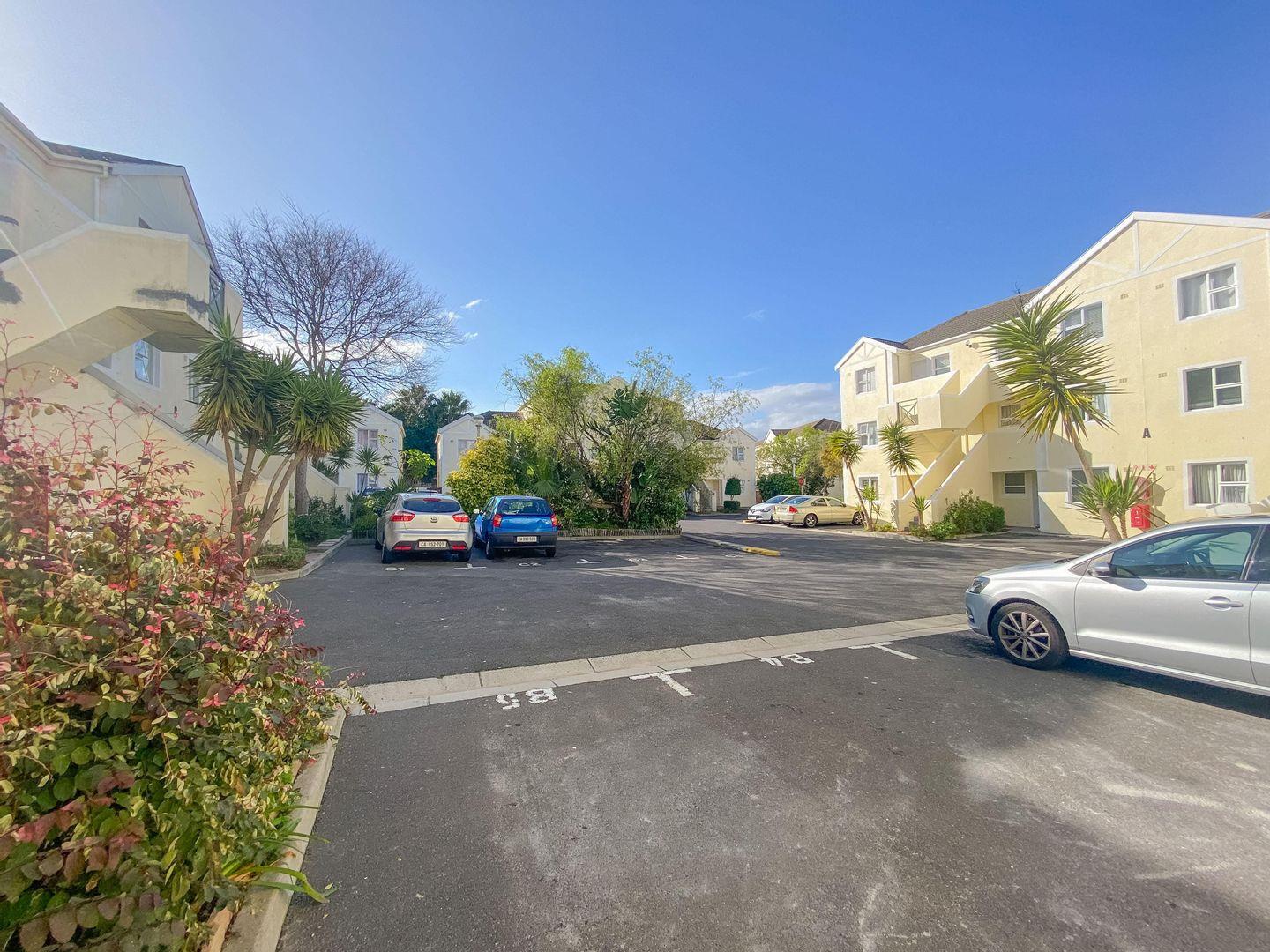 2 Bedroom Apartment / flat for sale in Diep River P24112397951