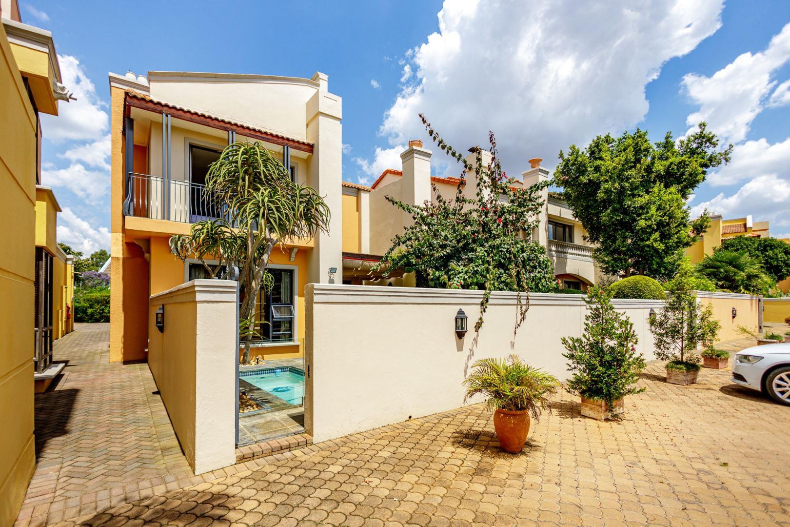 Bedford Gardens Property Property and houses for sale in Bedford