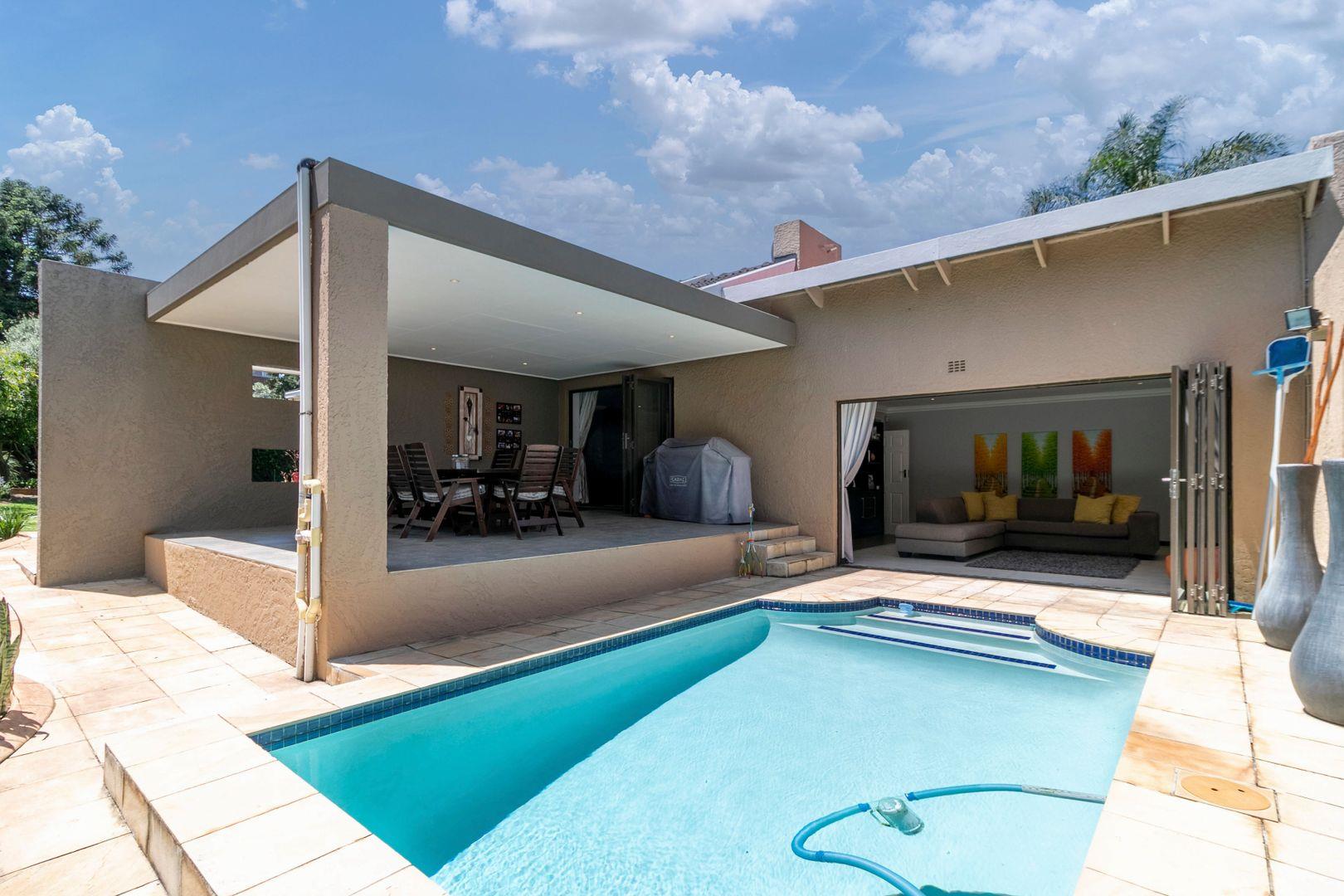 Dowerglen Property Property and houses for sale in Dowerglen