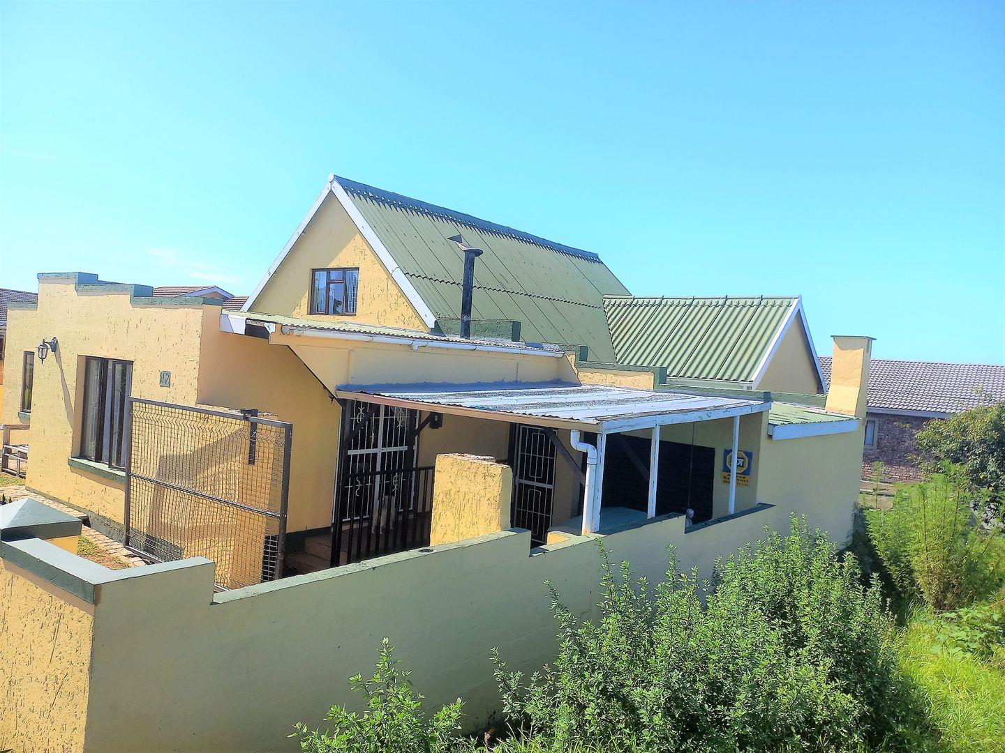 4 Bedroom House for sale in Pacaltsdorp P24112399395
