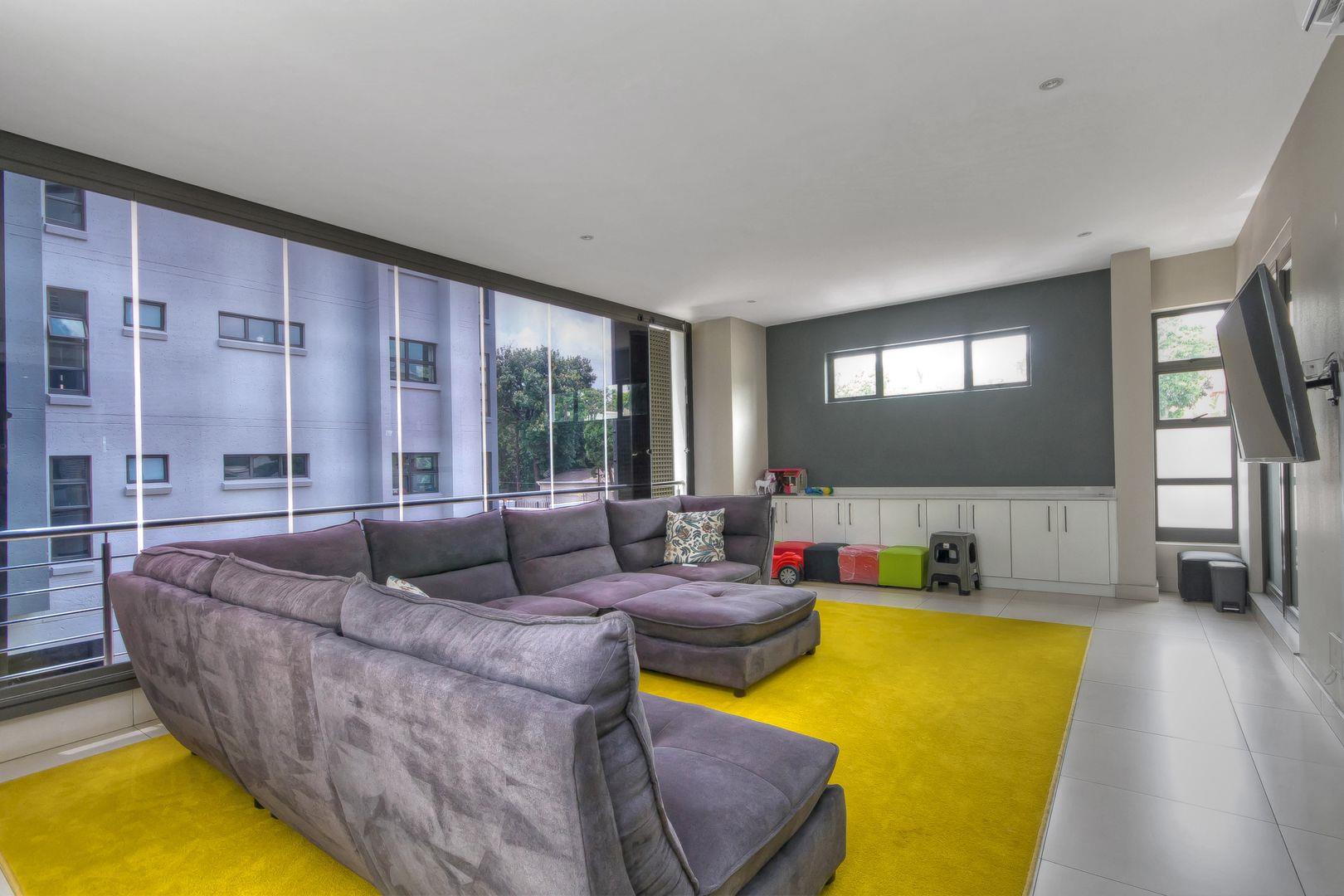 3 Bedroom Apartment / flat for sale in Morningside P24112400197