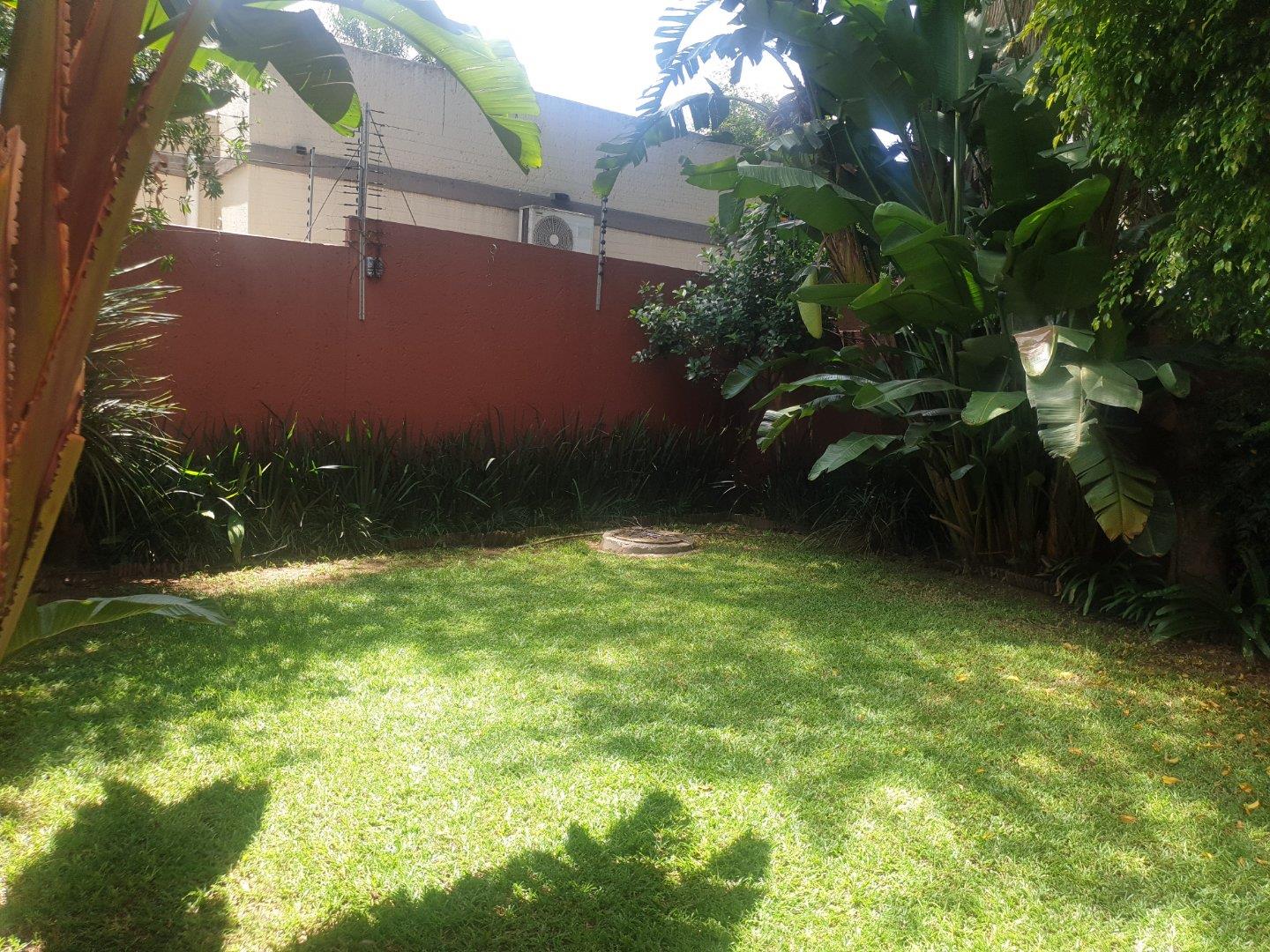 2 Bedroom Apartment / flat for sale in Sunninghill 54 Naivasha Rd